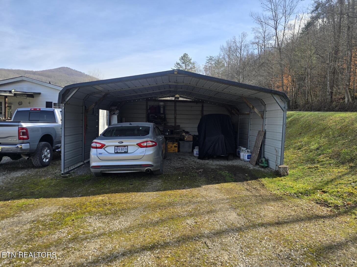 8275 Brimstone Road Robbins TN 37852