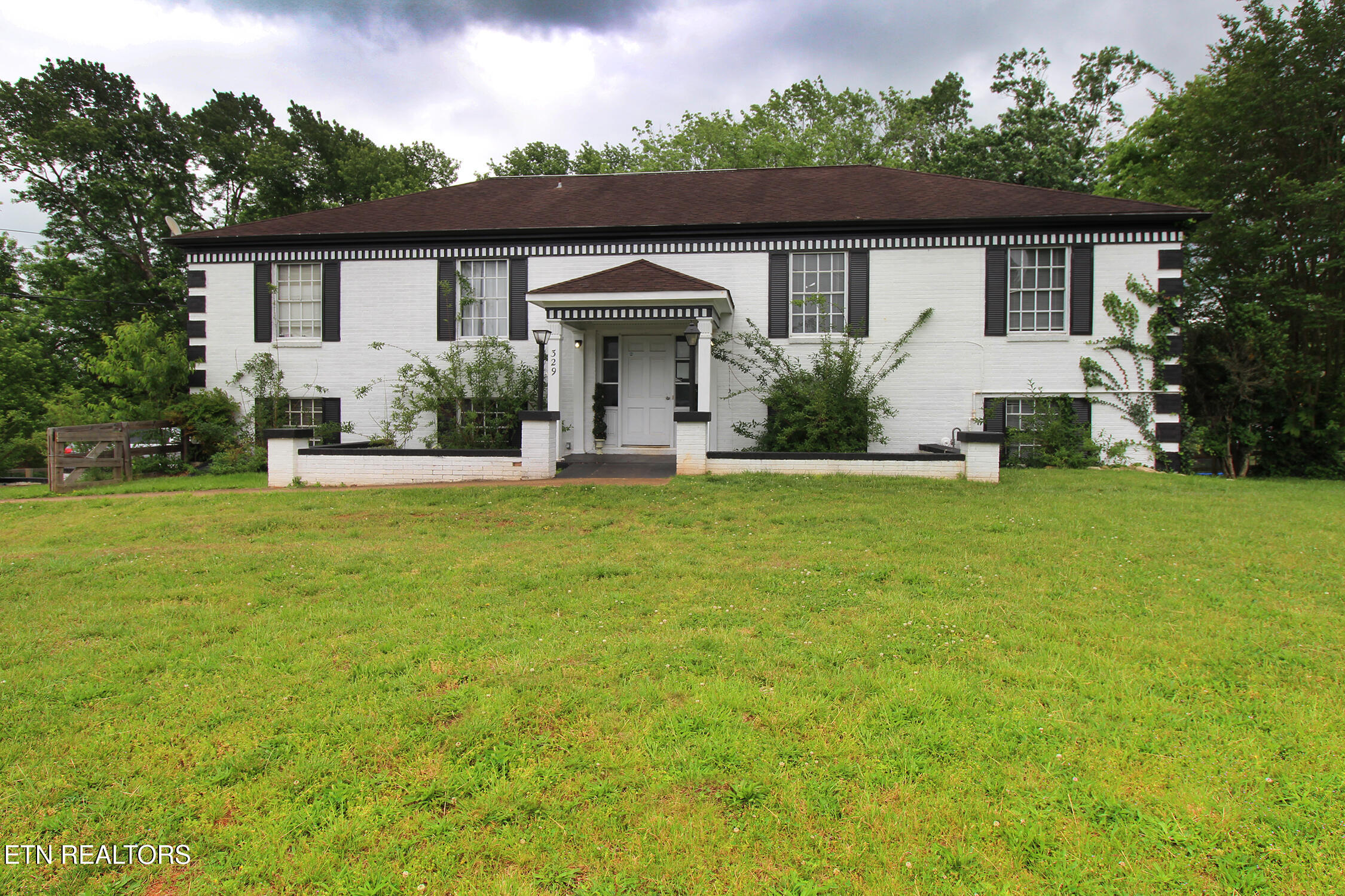 329 Boyds Creek Highway Seymour TN 37865