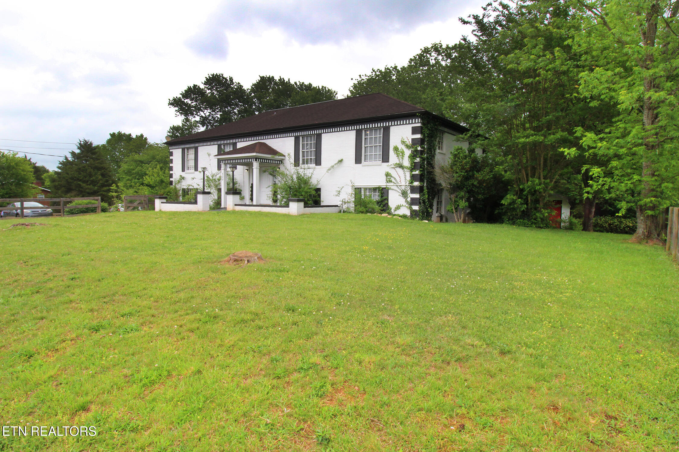 329 Boyds Creek Highway Seymour TN 37865