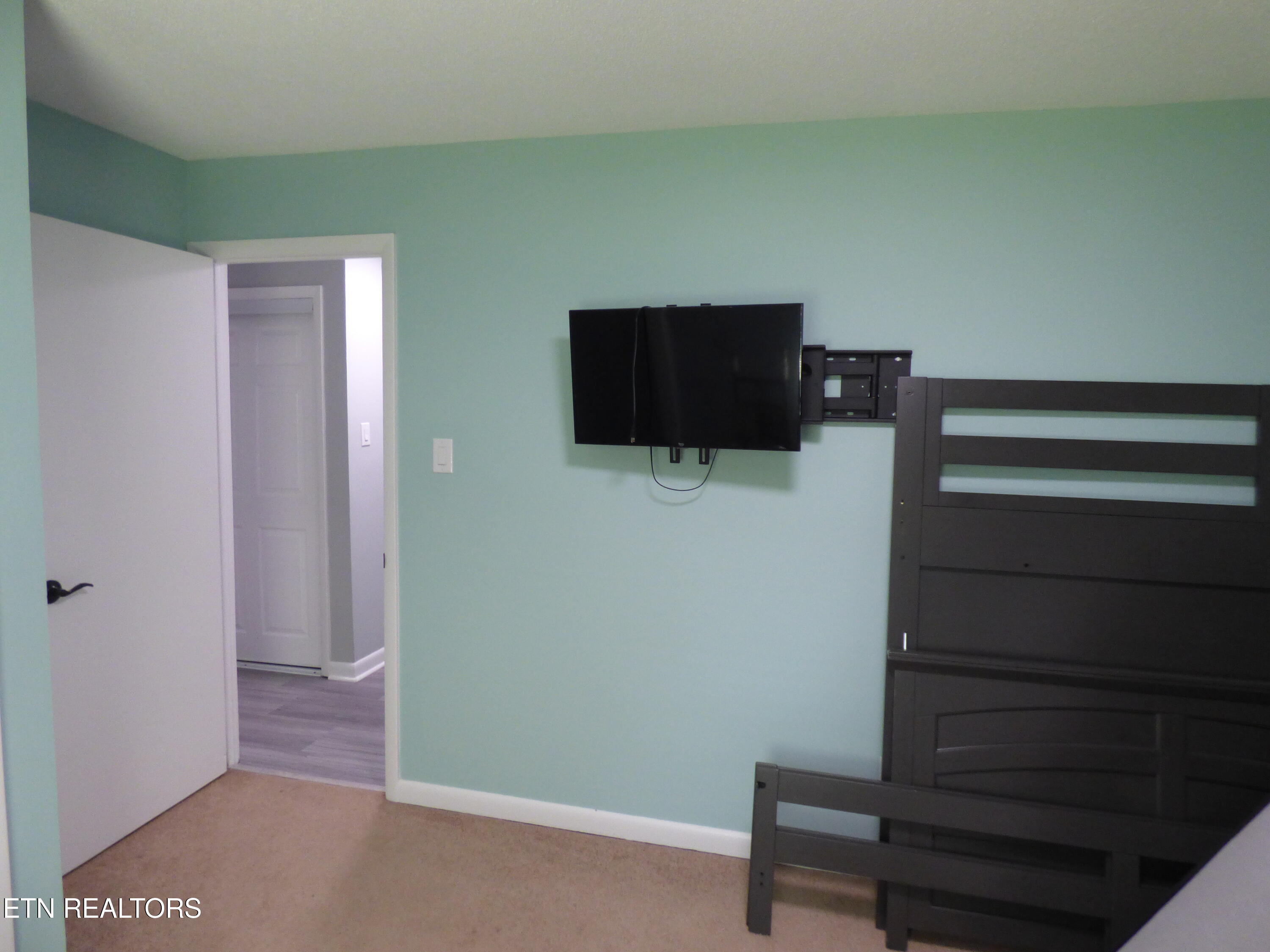 153 Travis Drive Spring City TN 37381
