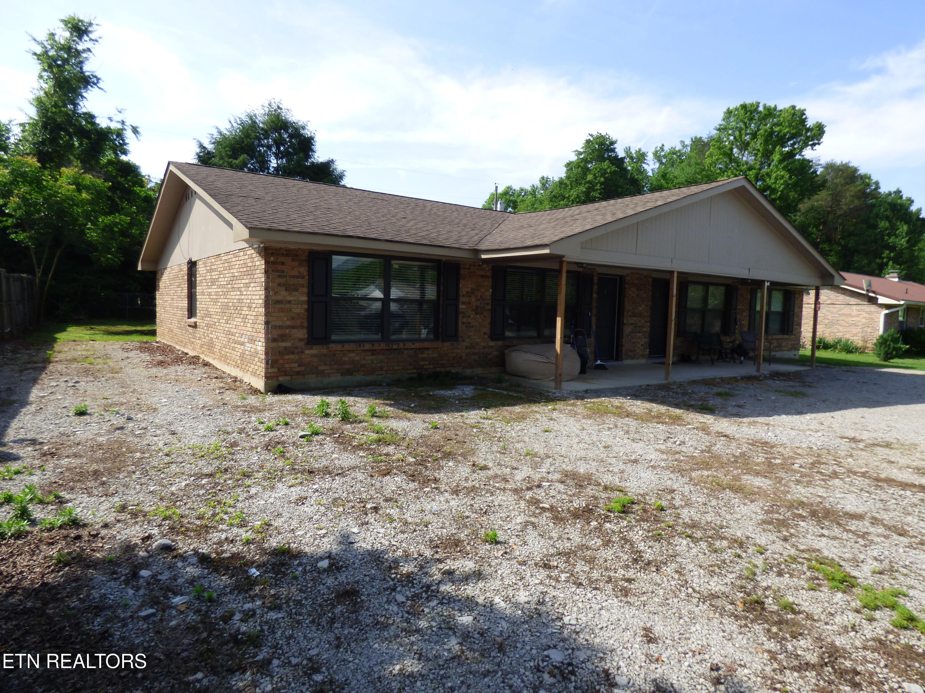 153 Travis Drive Spring City TN 37381