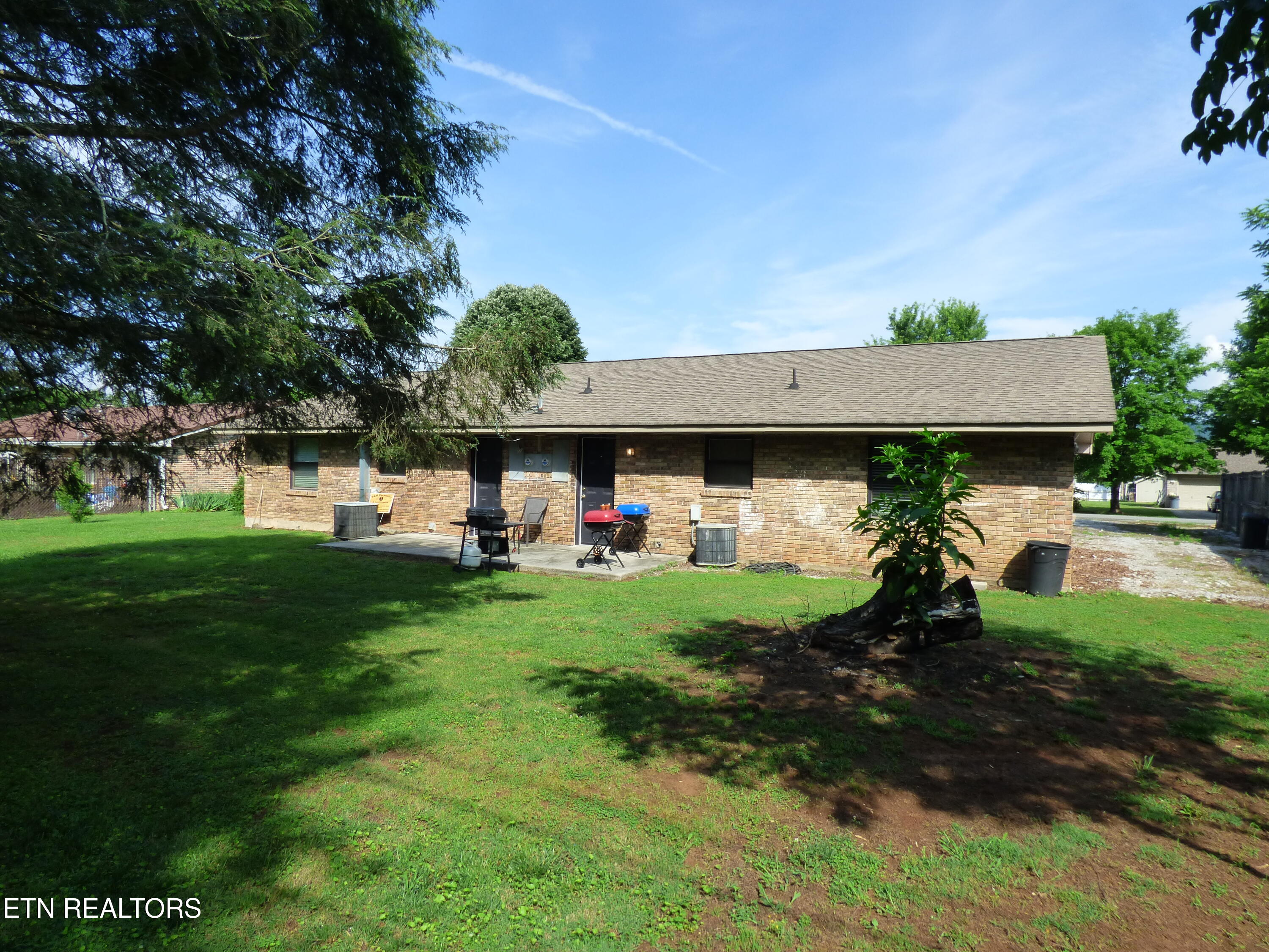 153 Travis Drive Spring City TN 37381