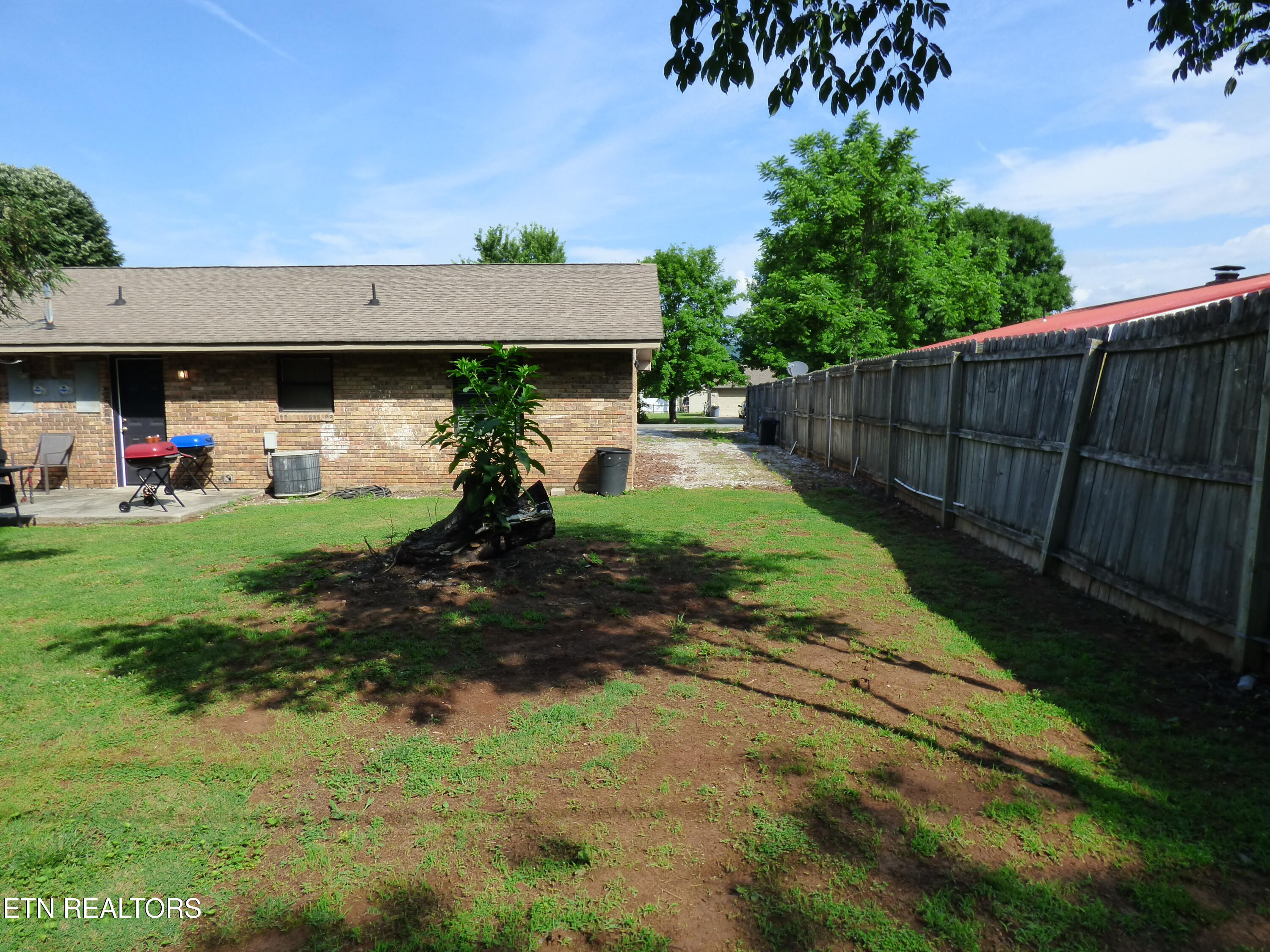 153 Travis Drive Spring City TN 37381