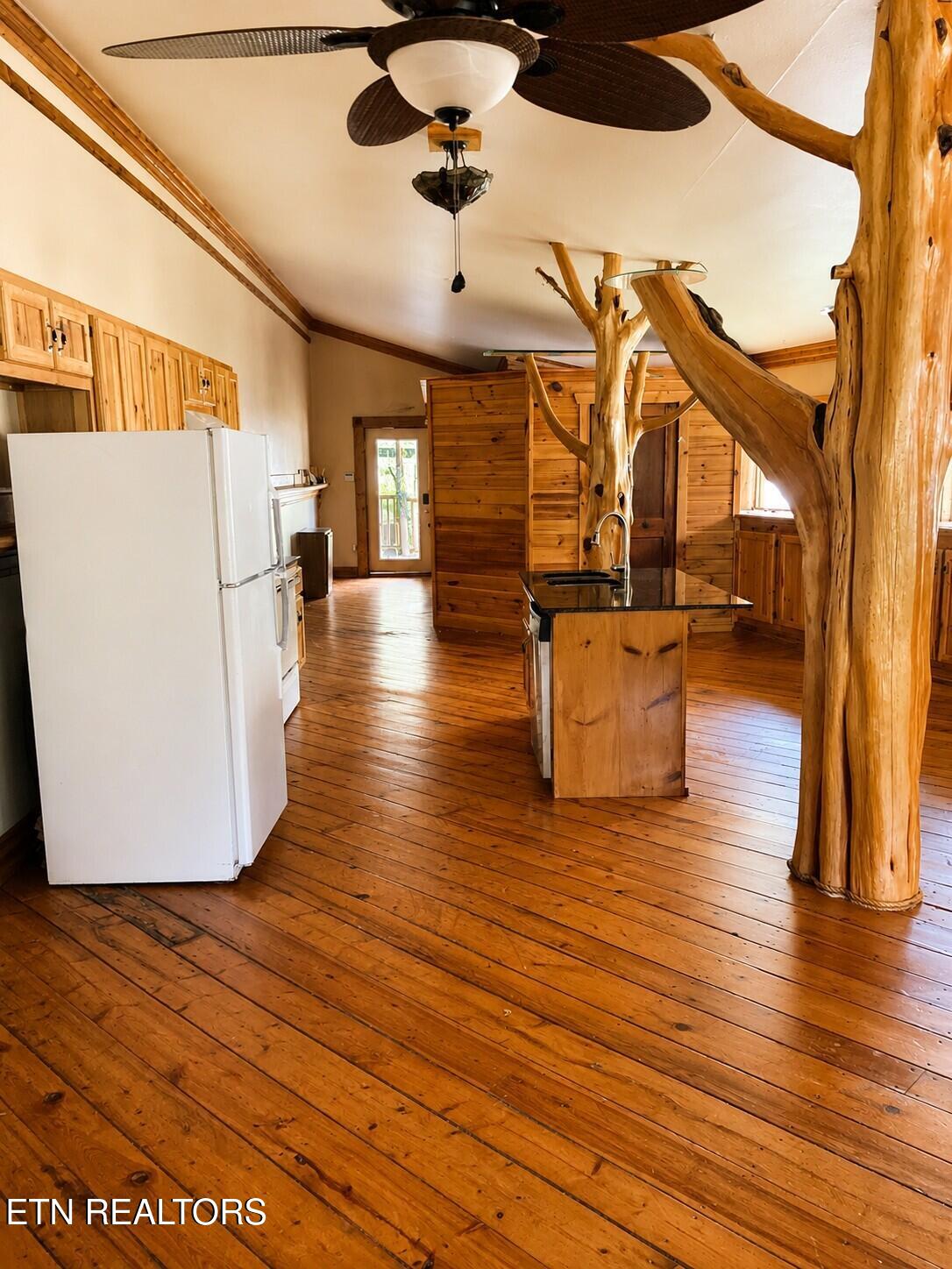 4205 Birds Creek Road Sevierville TN 37876