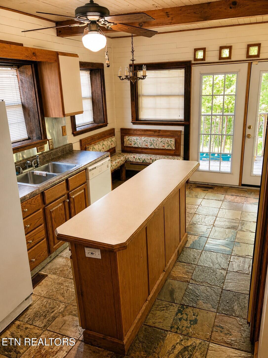 4205 Birds Creek Road Sevierville TN 37876