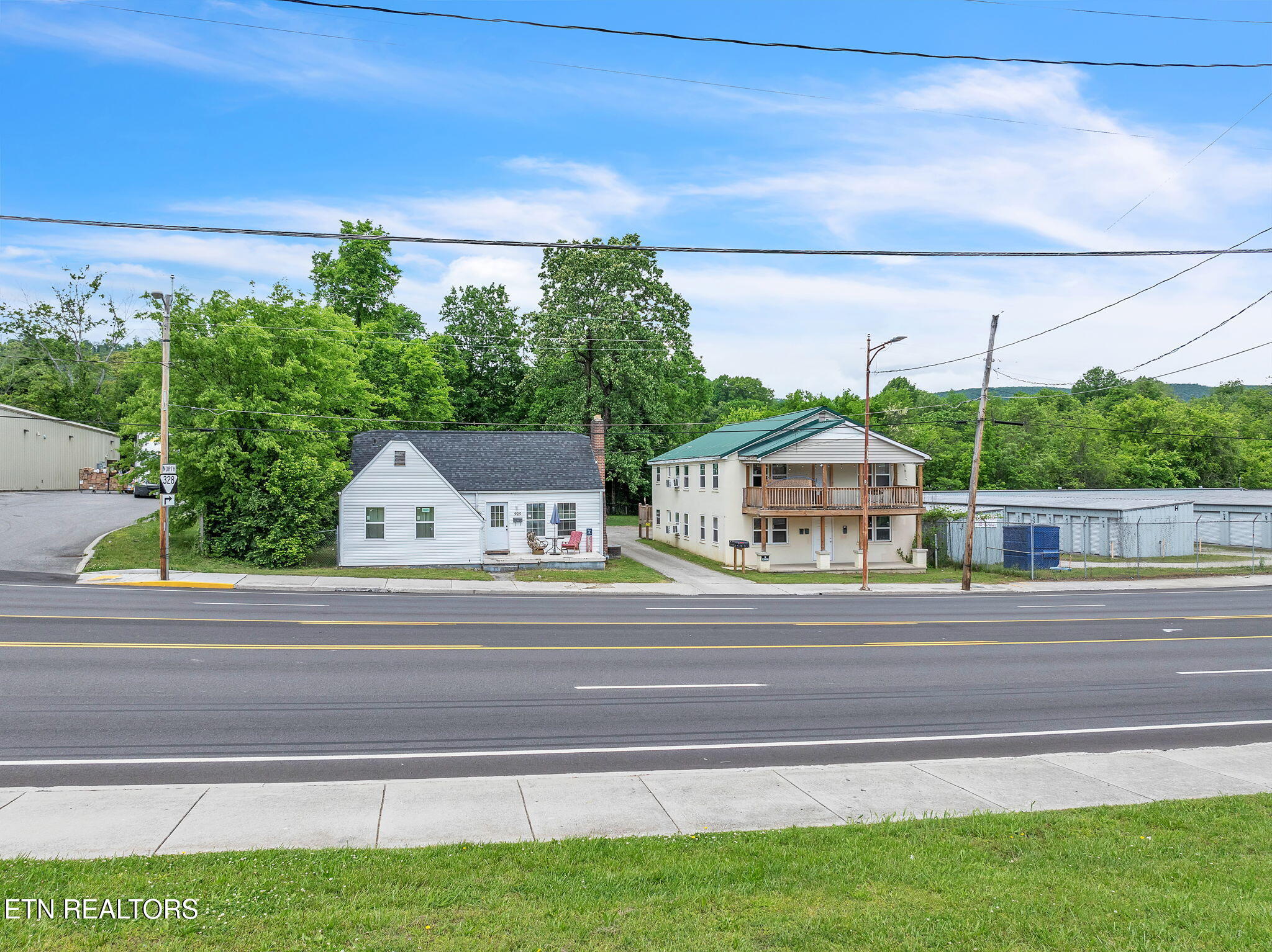 929 N Roane Street Harriman TN 37748