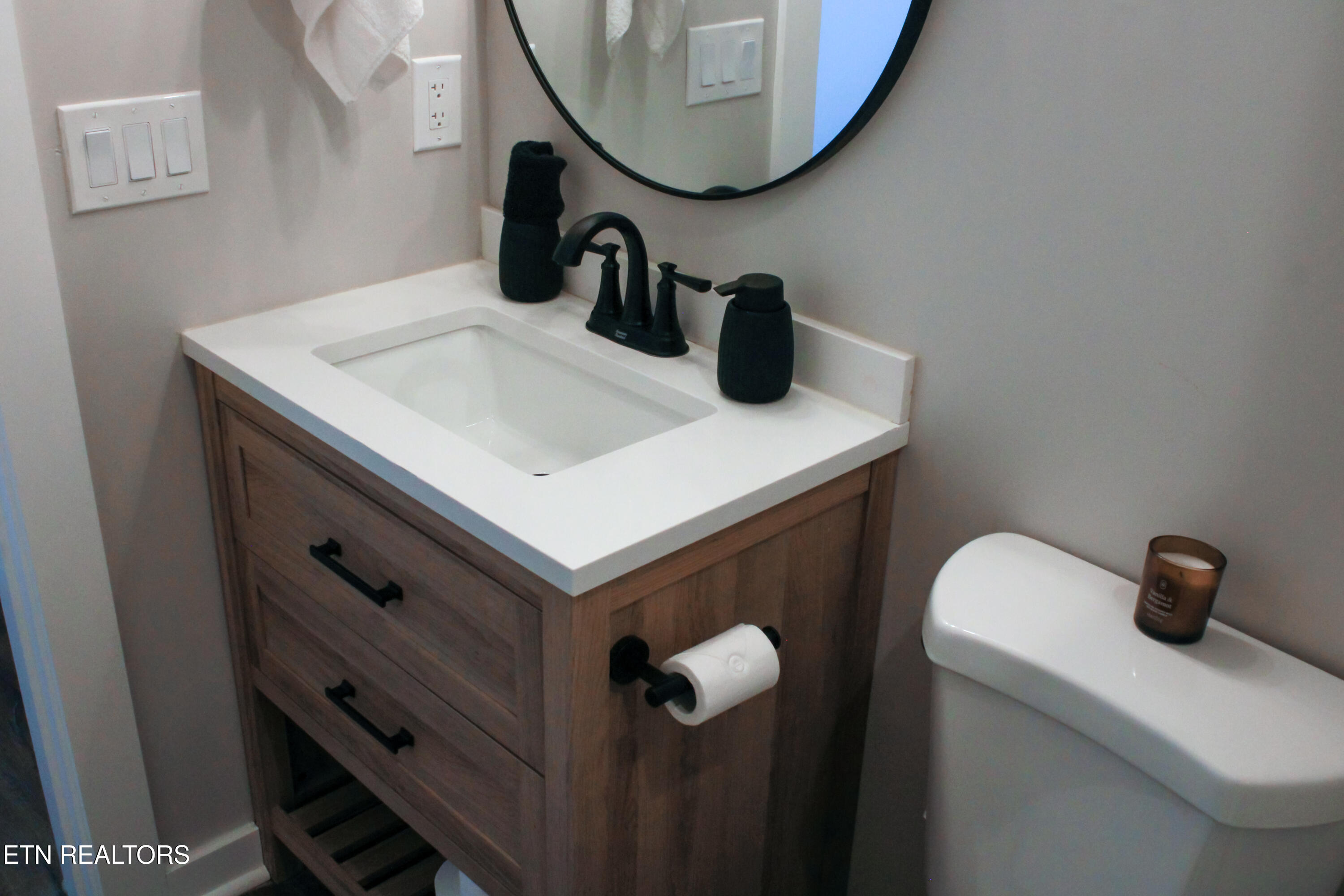 Knoxville TN 37921