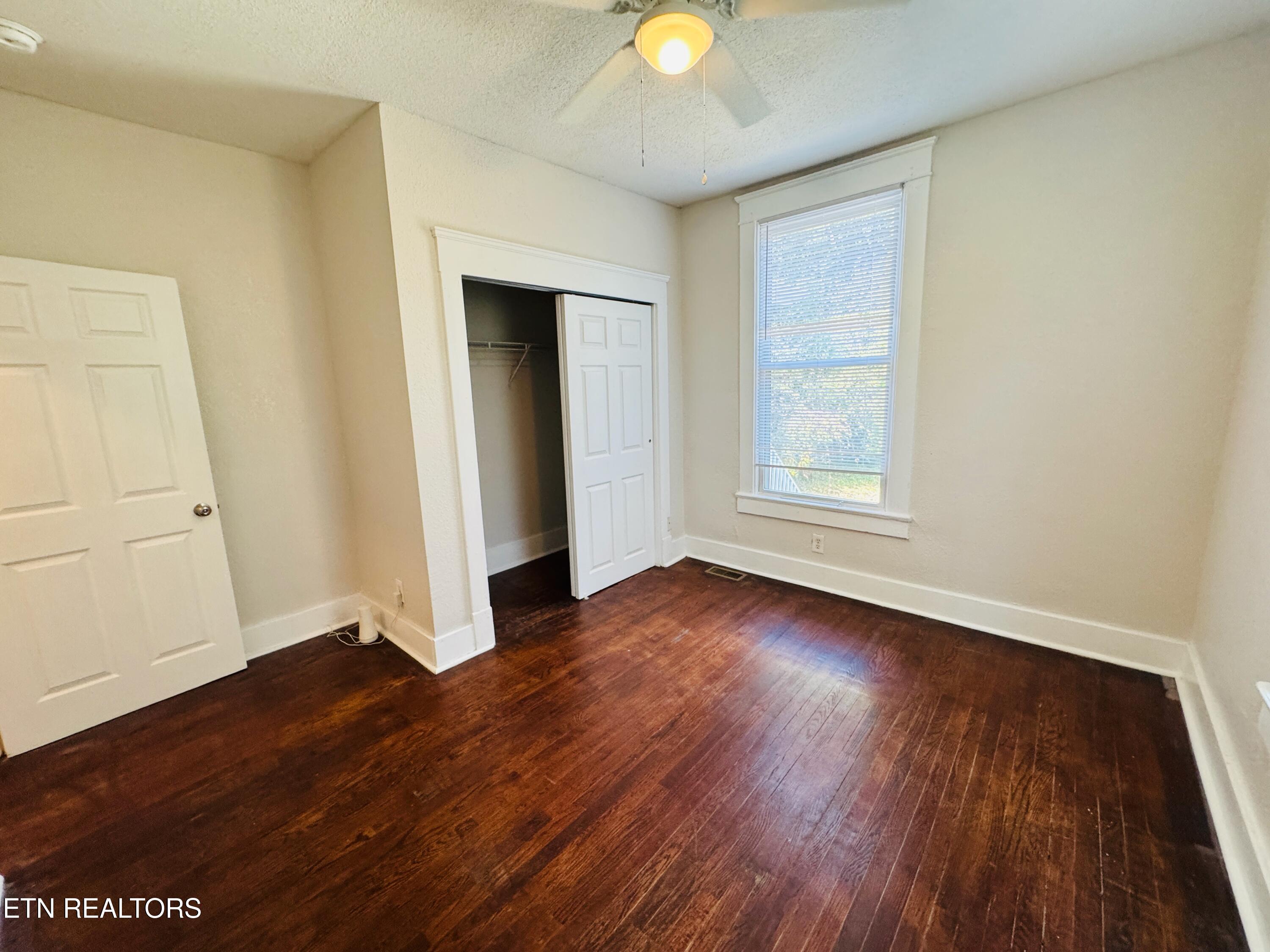 2027 Dandridge Avenue Knoxville TN 37915