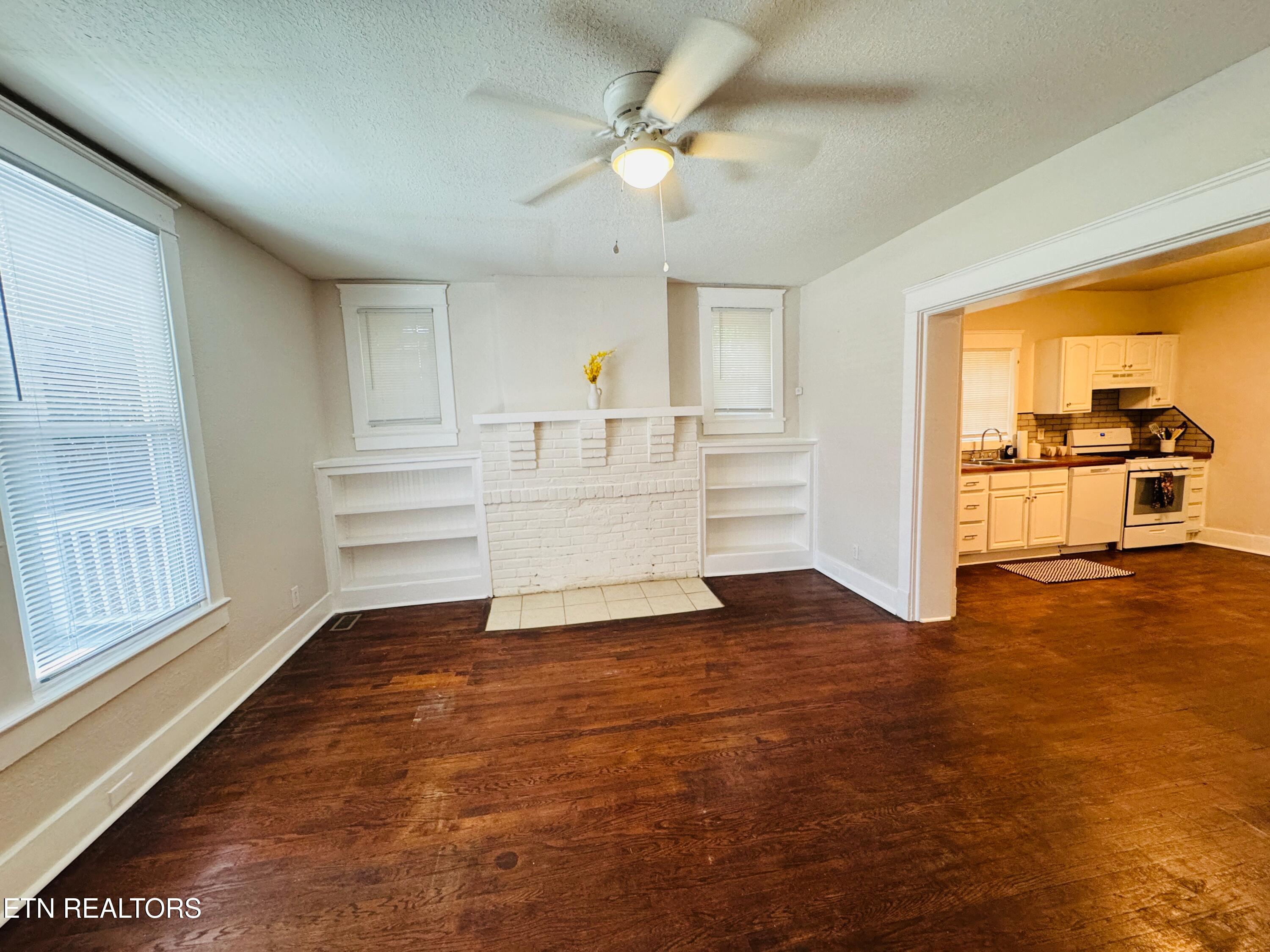 2027 Dandridge Avenue Knoxville TN 37915