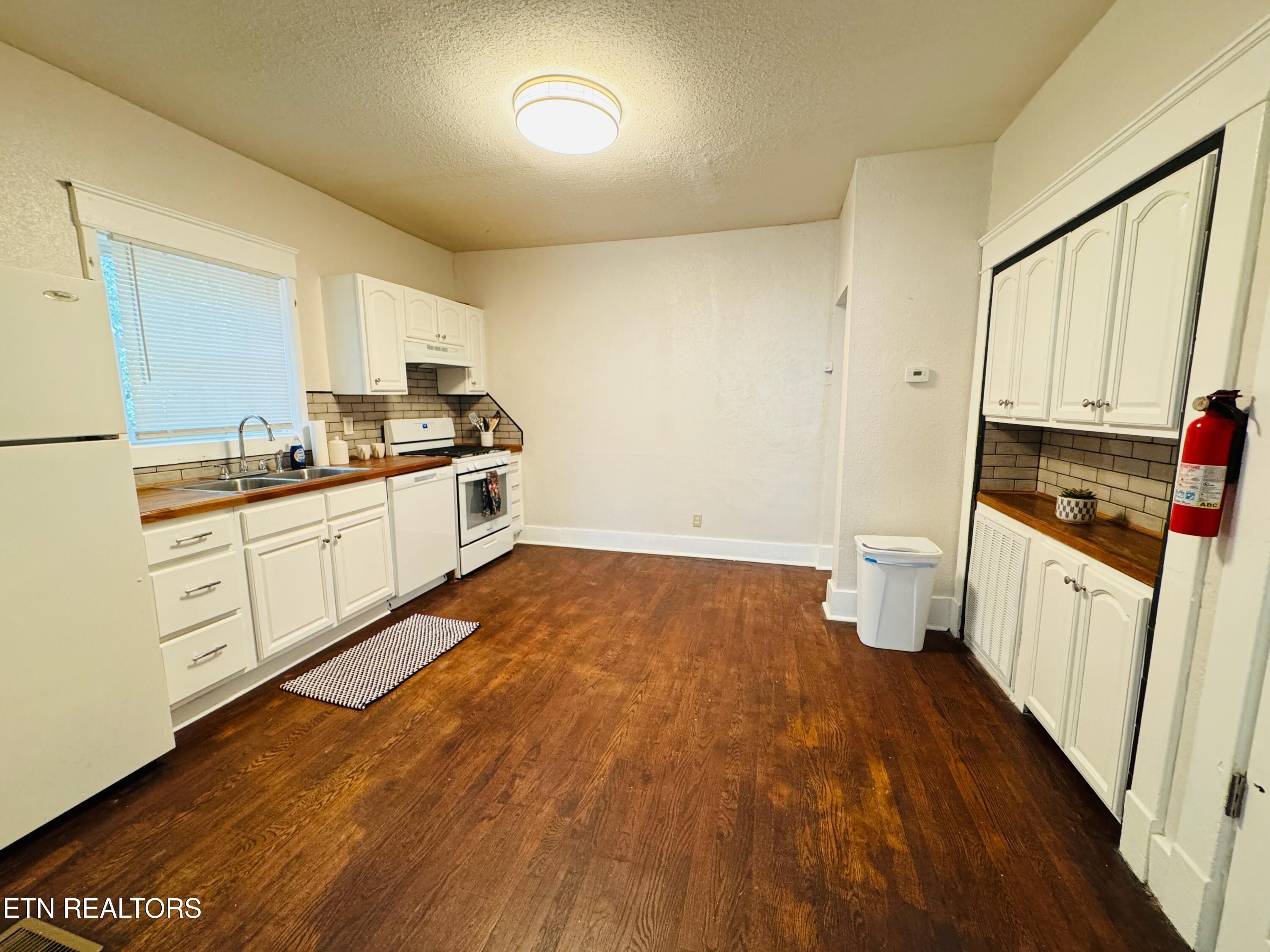 2027 Dandridge Avenue Knoxville TN 37915