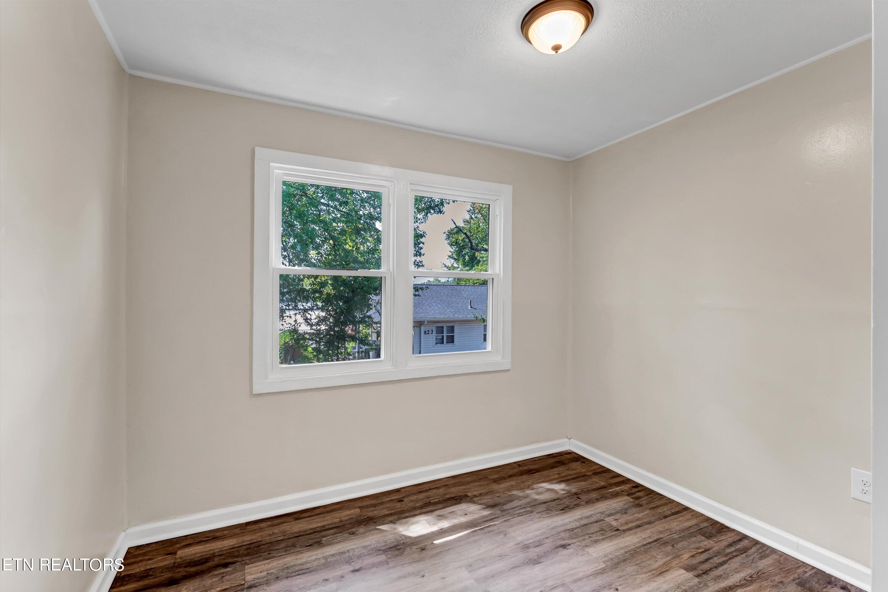 617 W Outer Drive Oak Ridge TN 37830