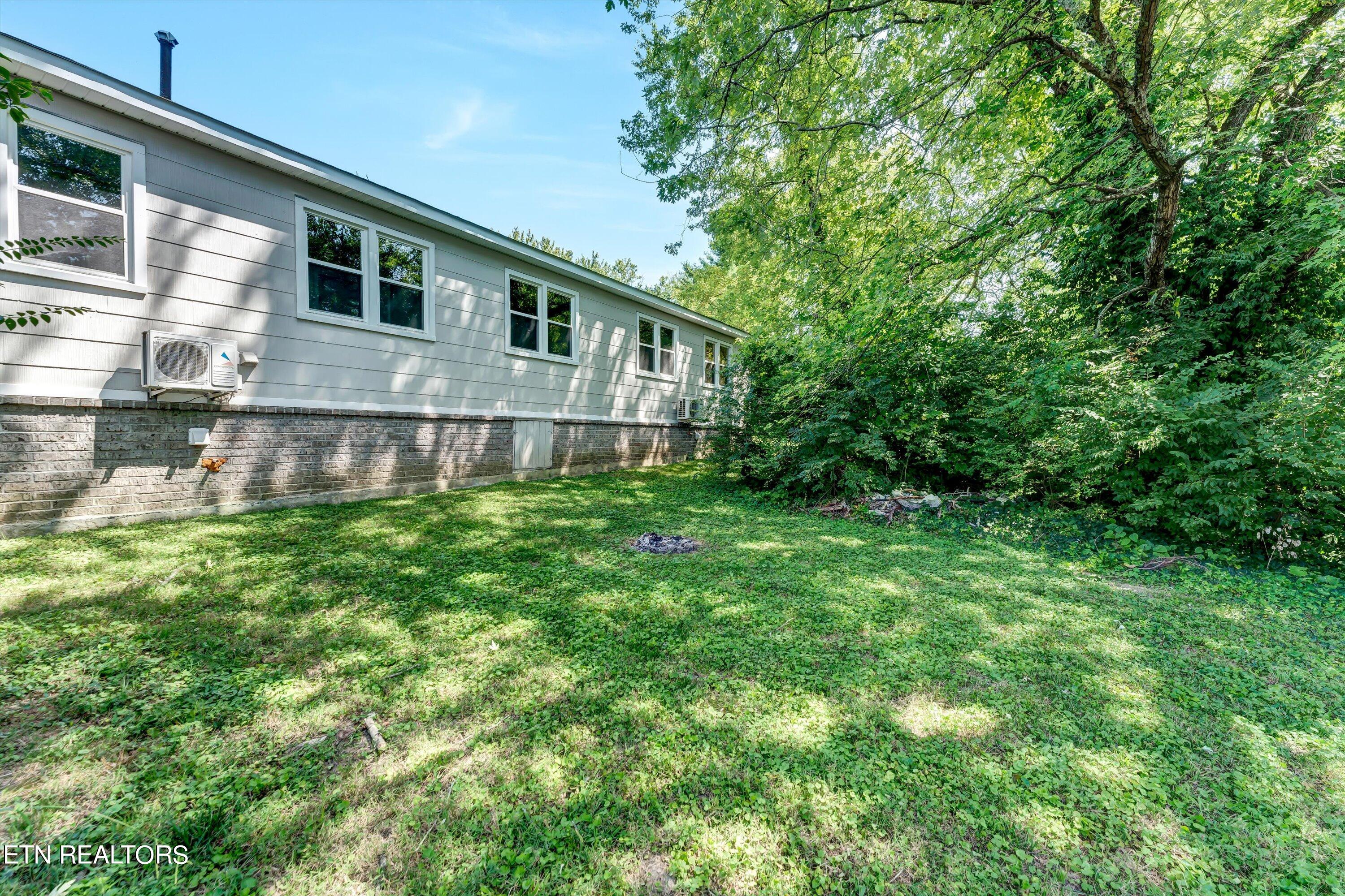 617 W Outer Drive Oak Ridge TN 37830