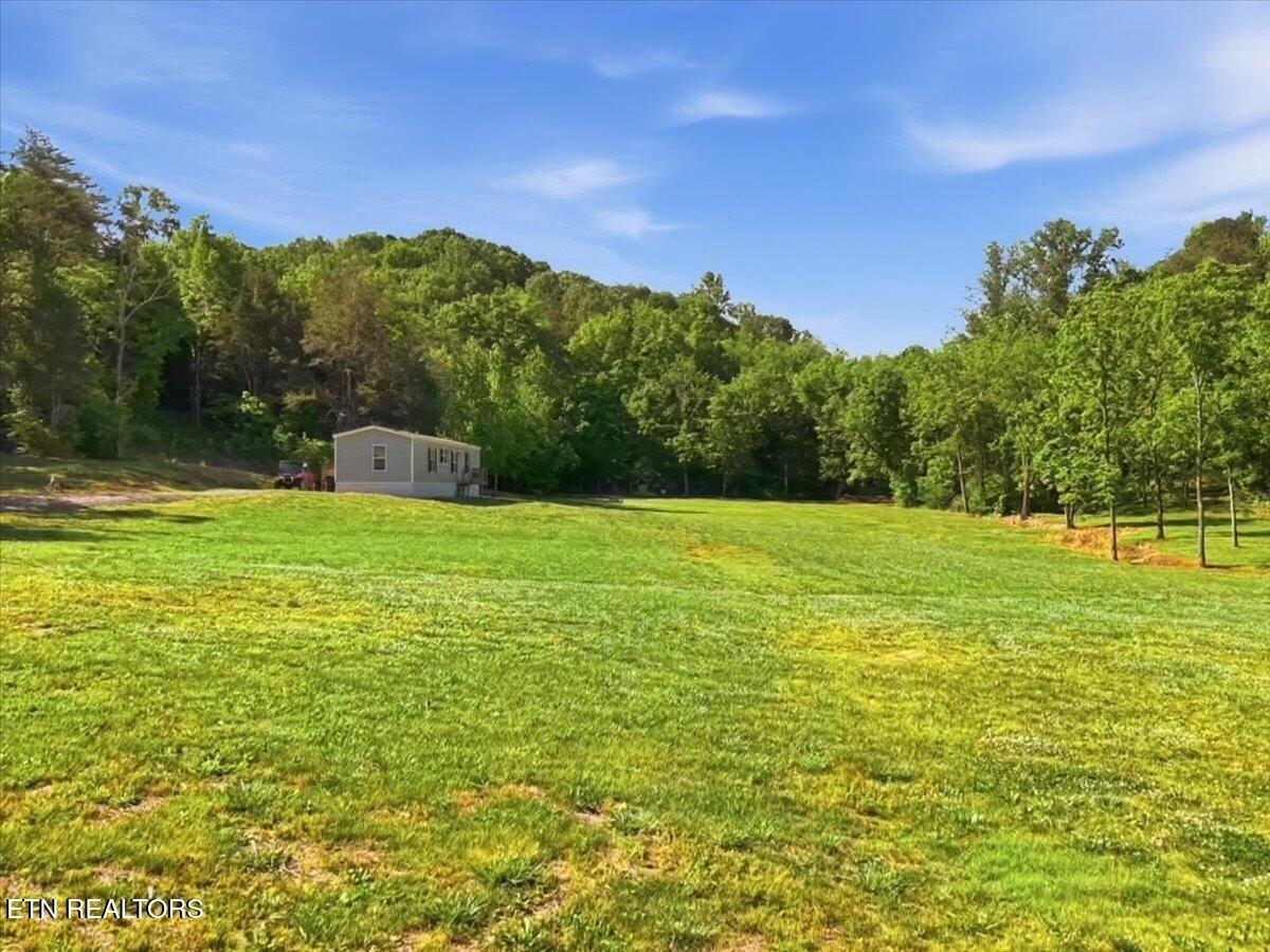 427 & 439 Thorngrove Pike Kodak TN 37764
