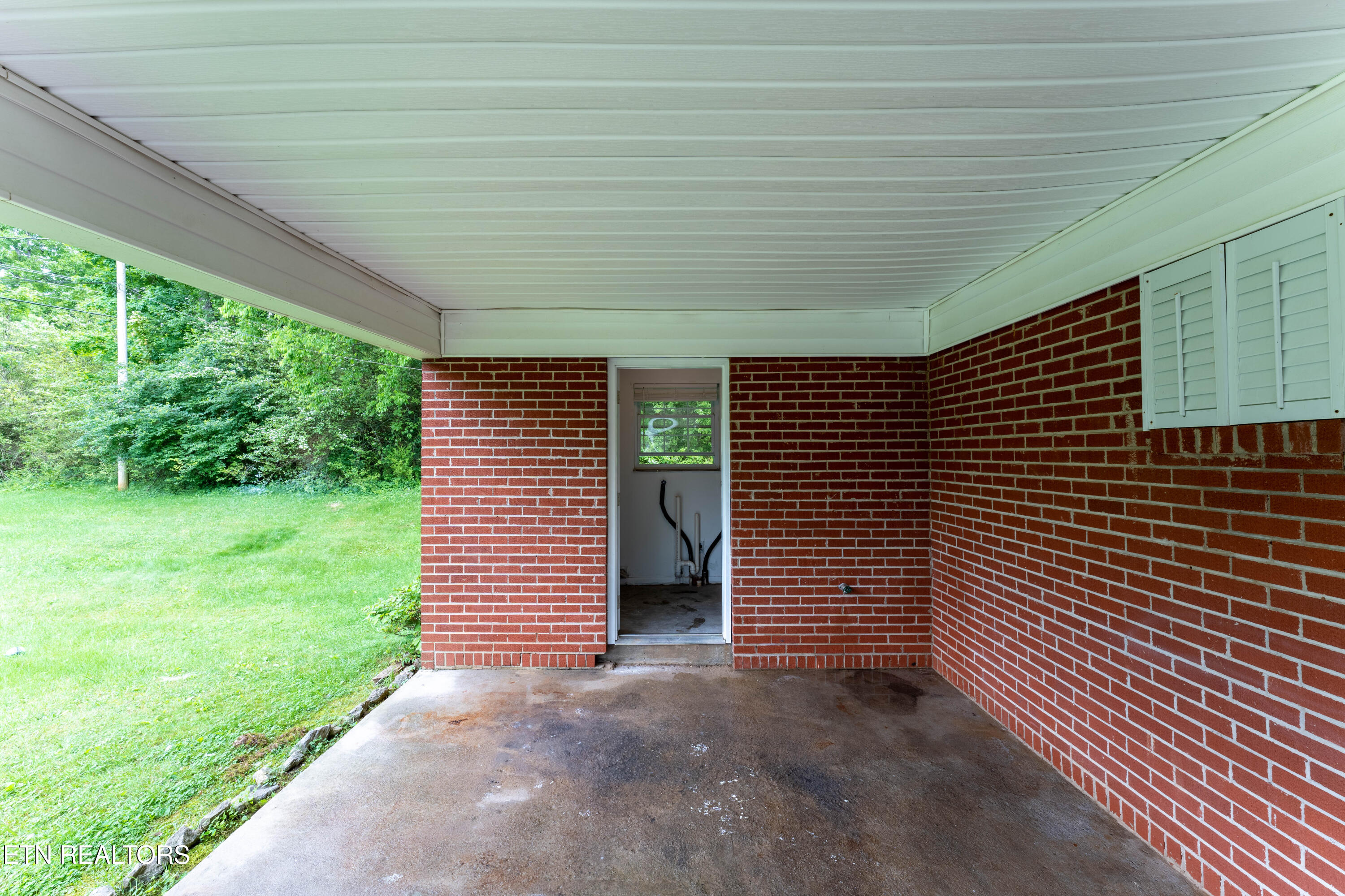 2182 Lakeview Road Lenoir City TN 37772