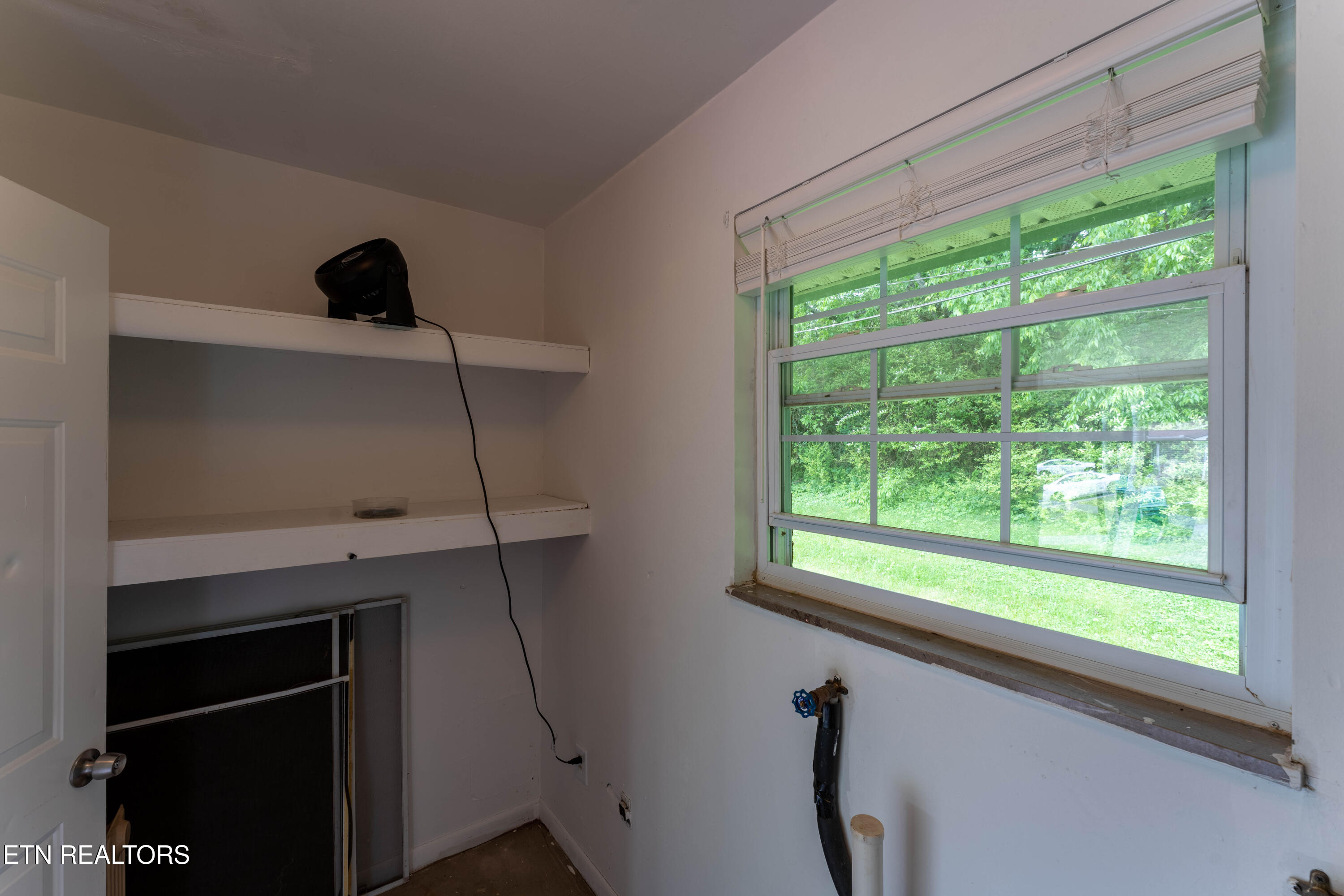 2182 Lakeview Road Lenoir City TN 37772