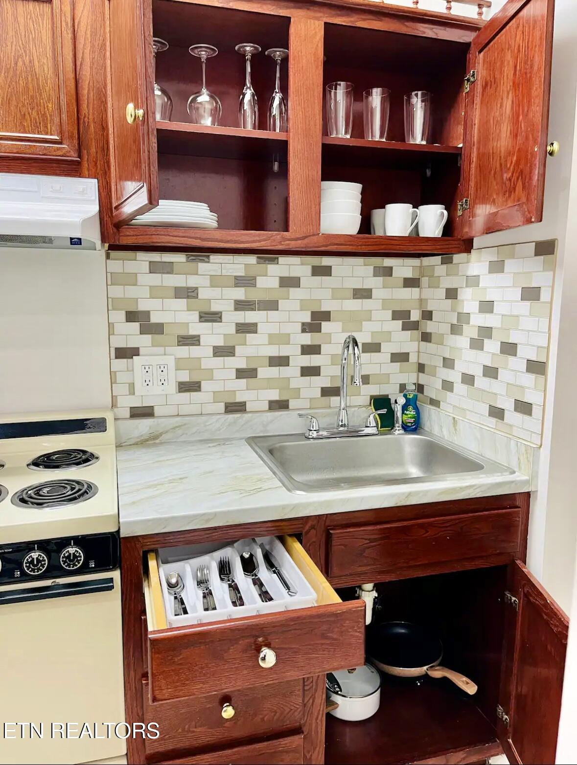 2748 Florence Drive Pigeon Forge TN 37863