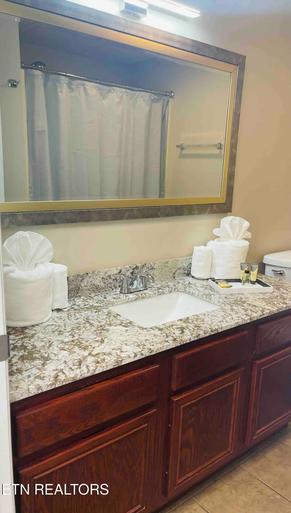 2748 Florence Drive Pigeon Forge TN 37863