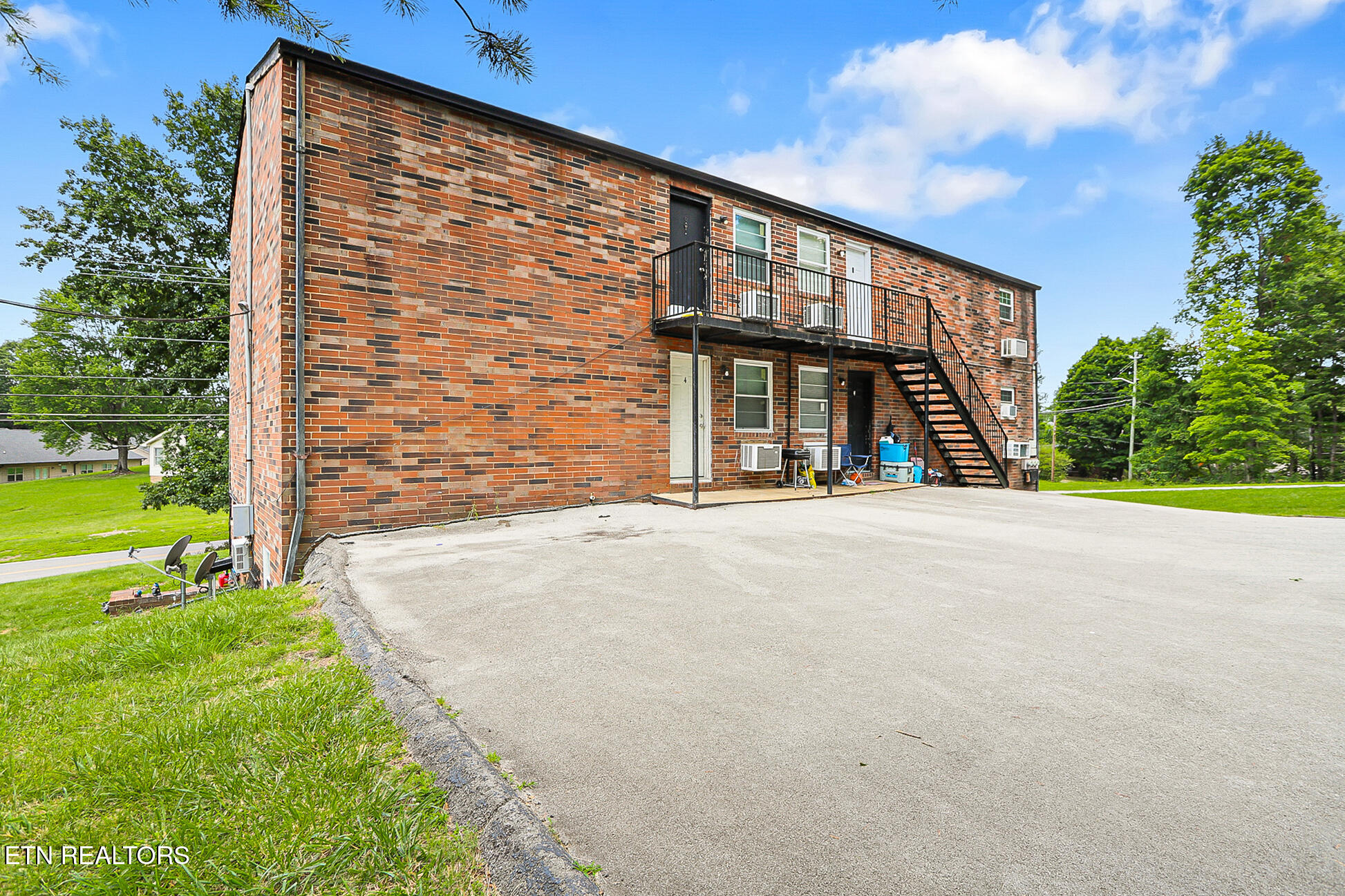 410 Dry Gap Pike Knoxville TN 37912