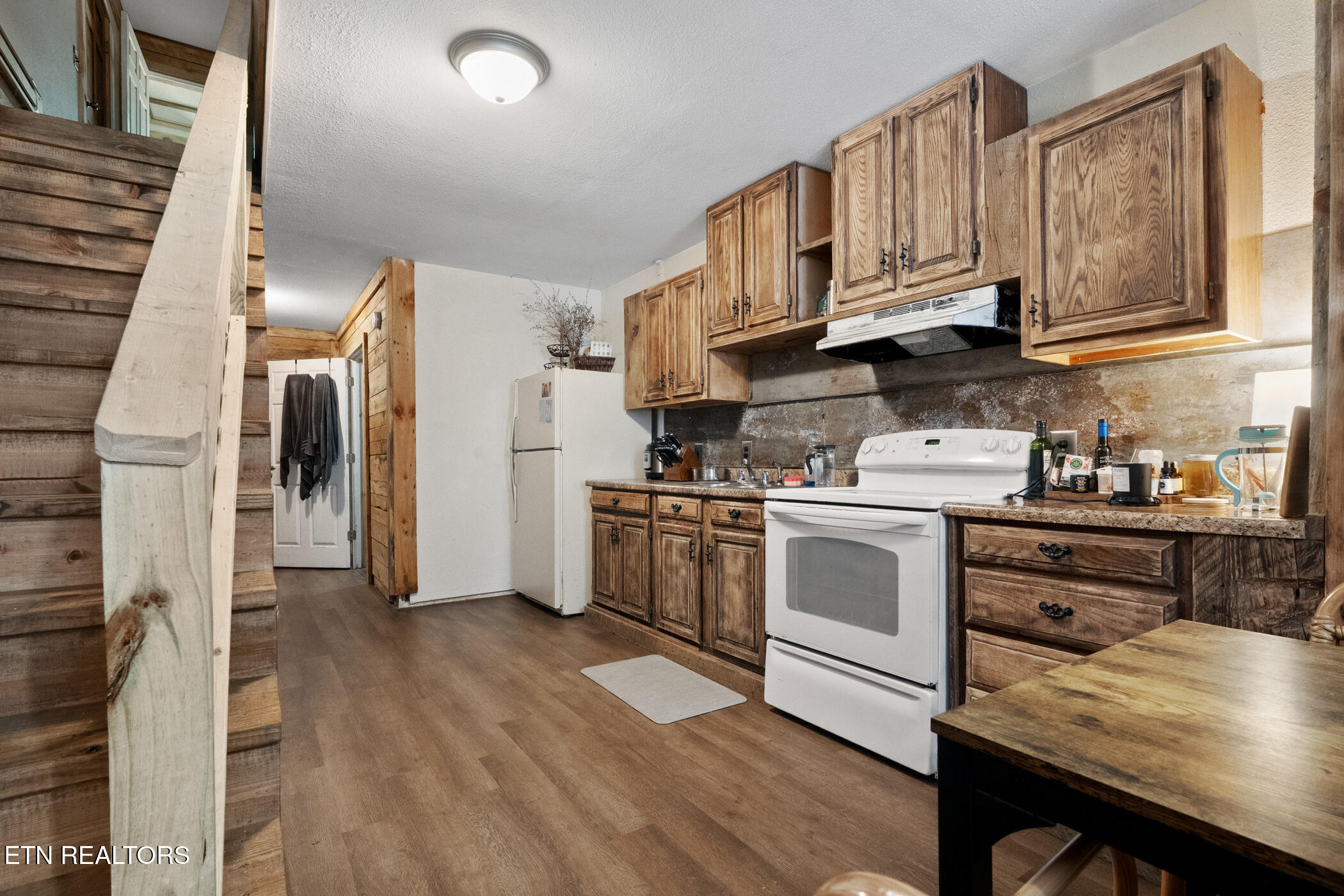 2353 Highway 107 Unicoi TN 37692