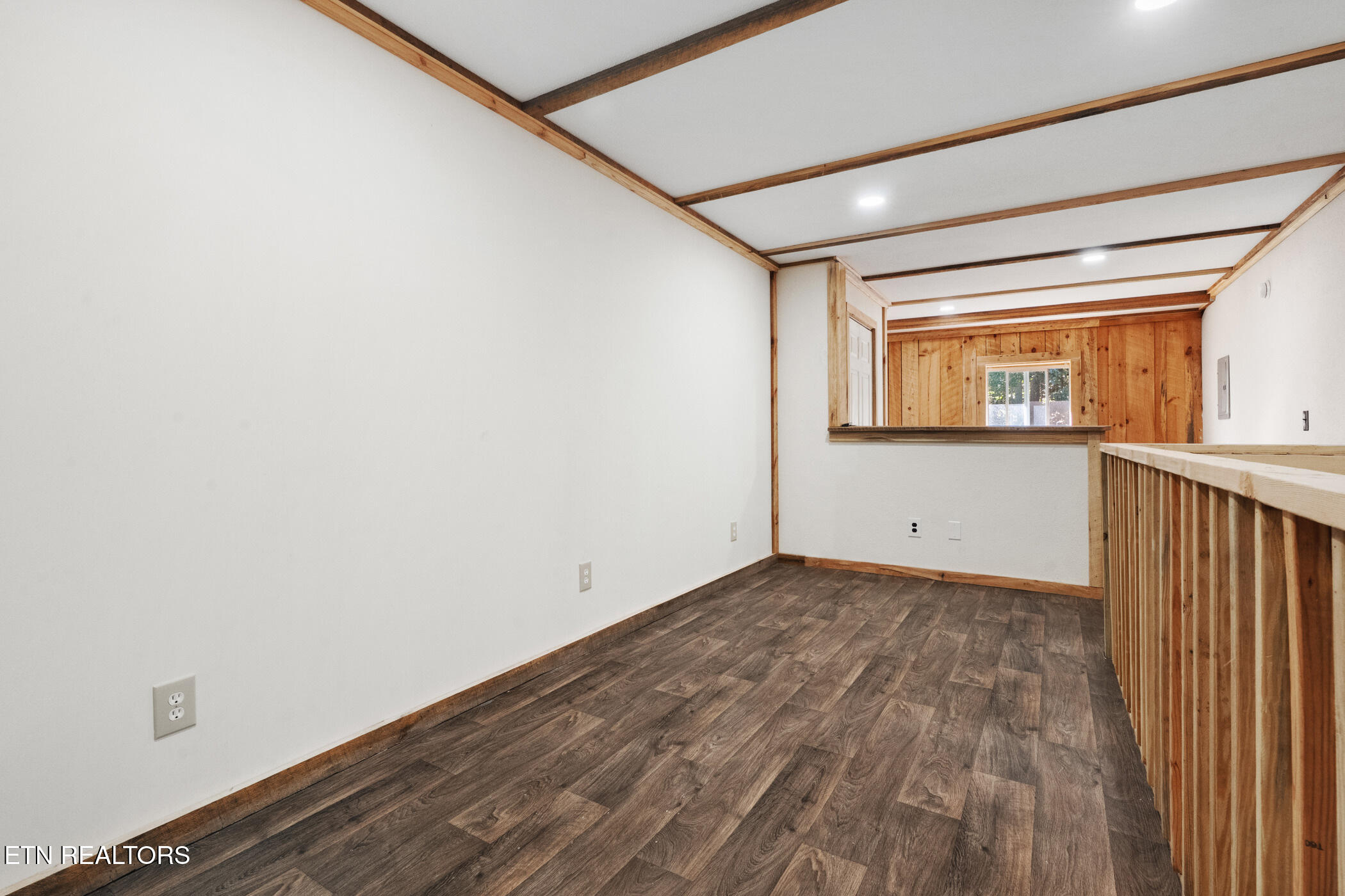 2353 Highway 107 Unicoi TN 37692