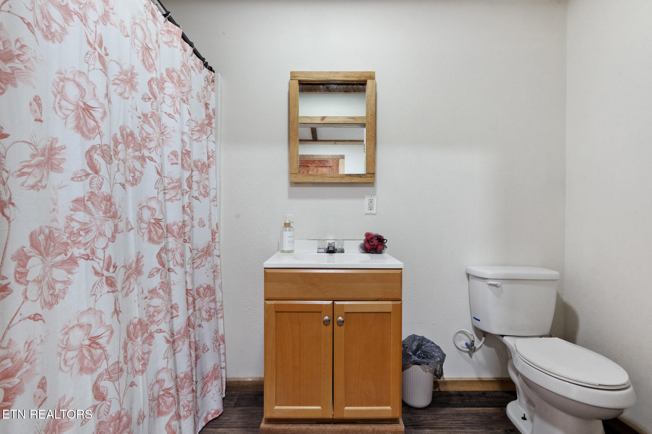 2353 Highway 107 Unicoi TN 37692