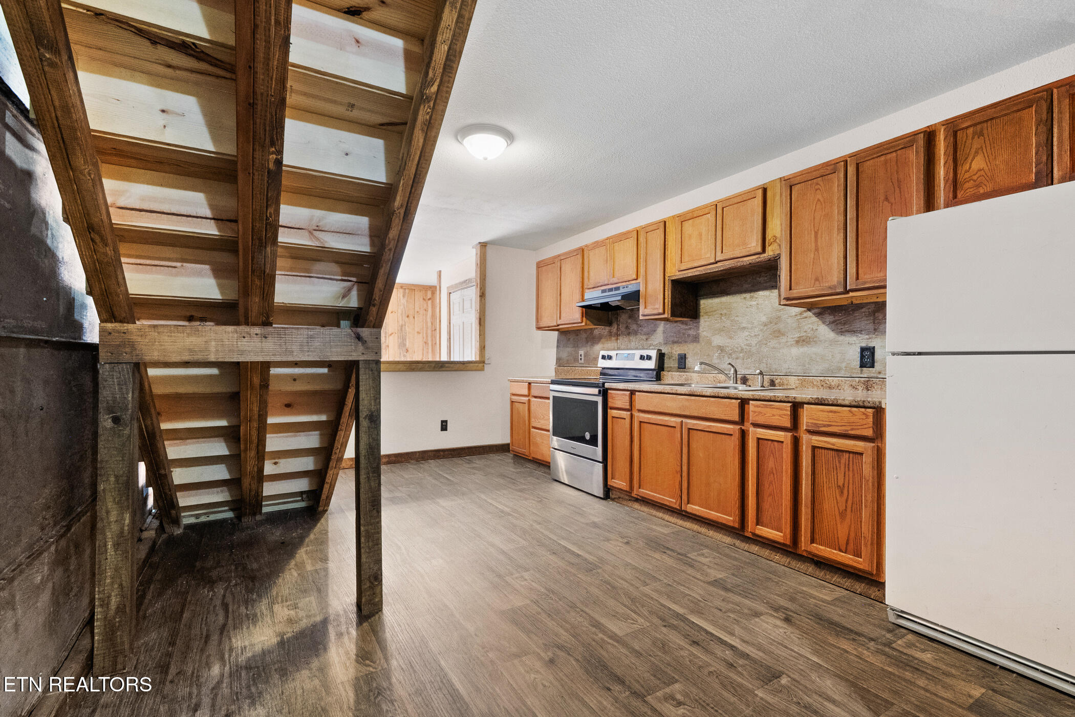 2353 Highway 107 Unicoi TN 37692