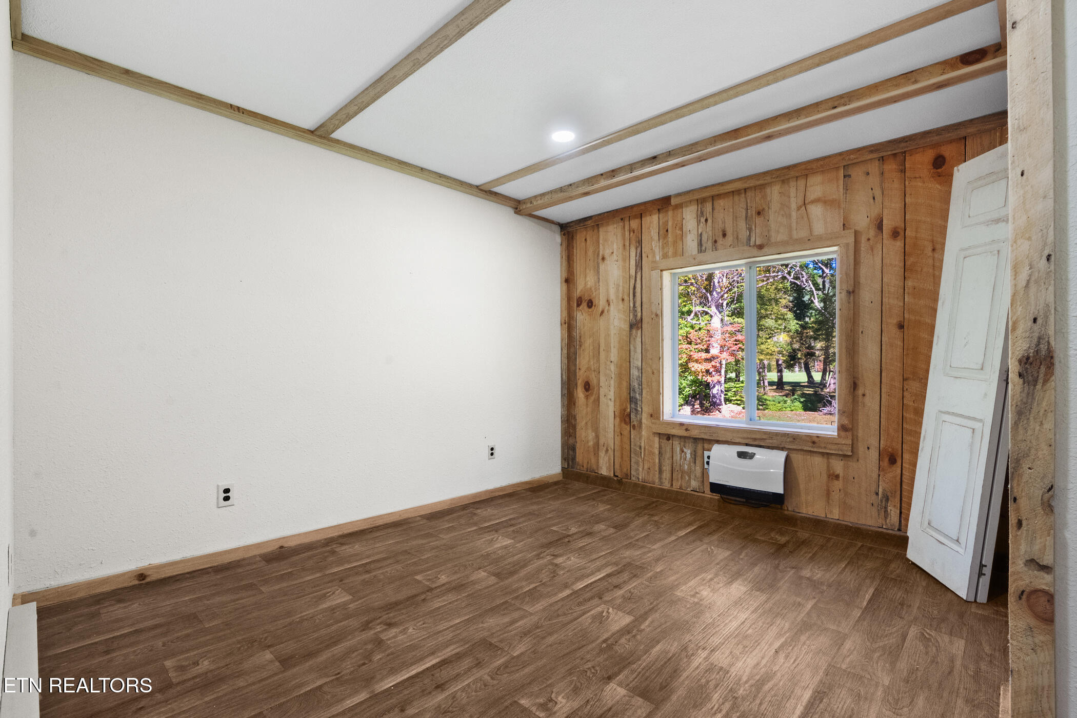2353 Highway 107 Unicoi TN 37692