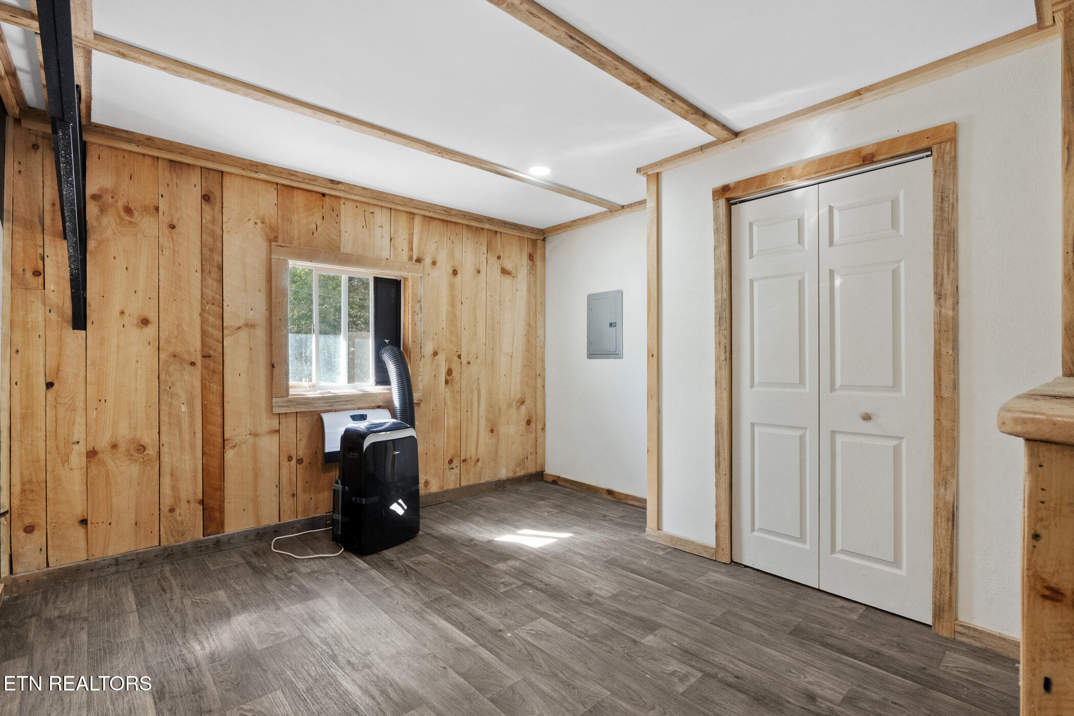 2353 Highway 107 Unicoi TN 37692