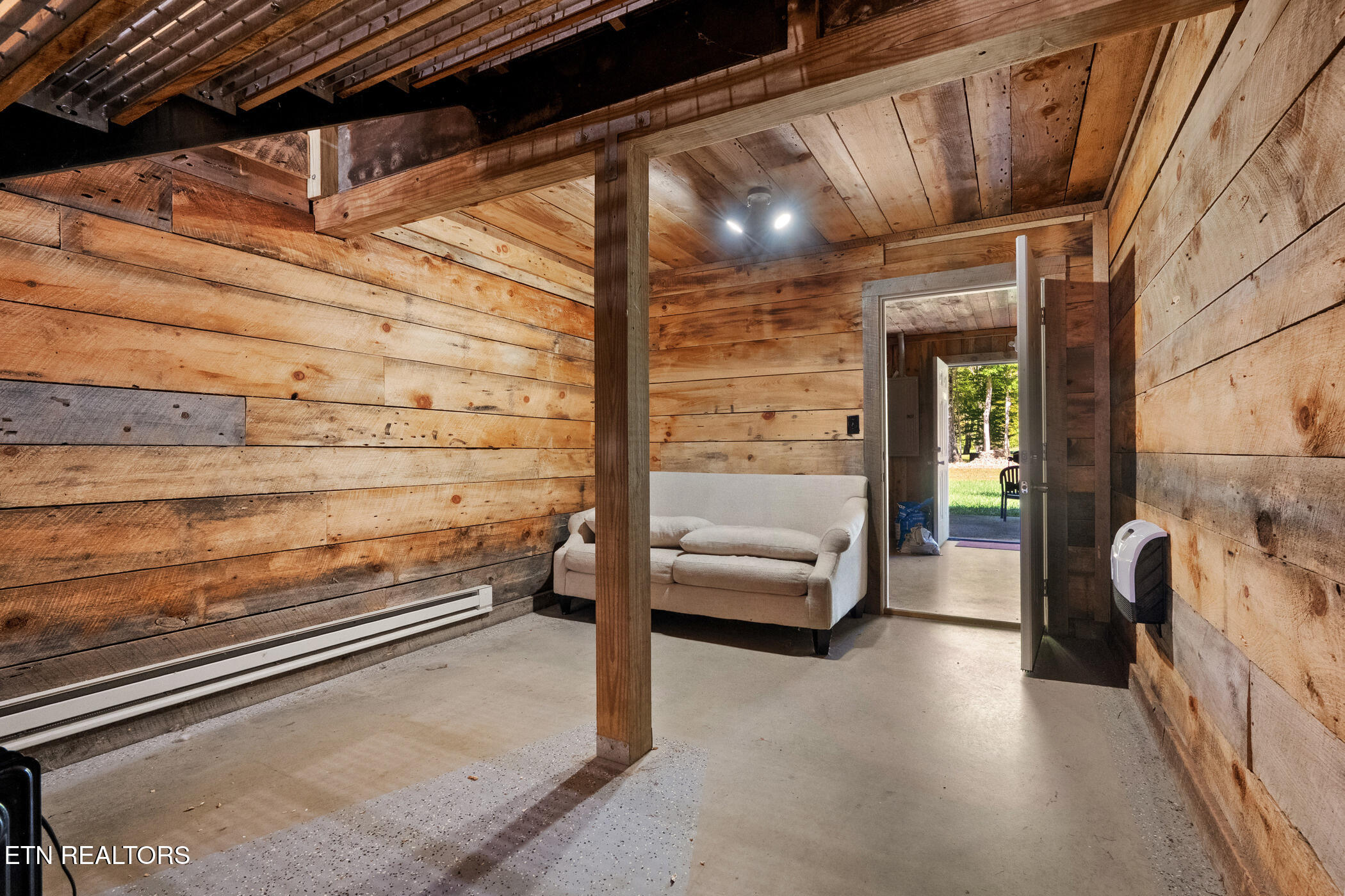 2353 Highway 107 Unicoi TN 37692