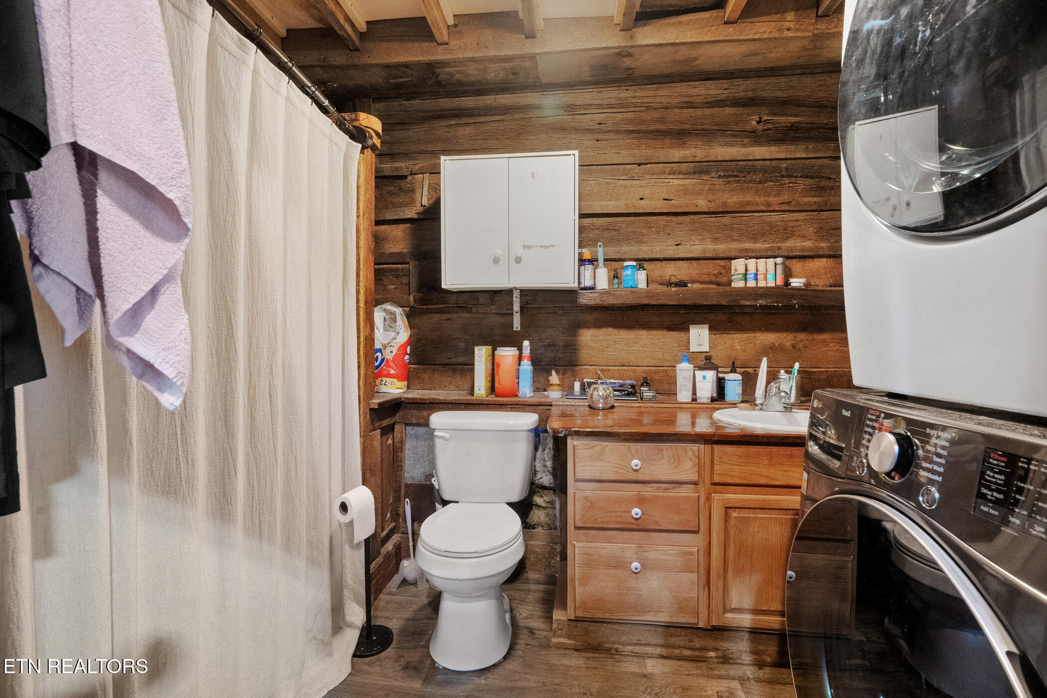 2353 Highway 107 Unicoi TN 37692