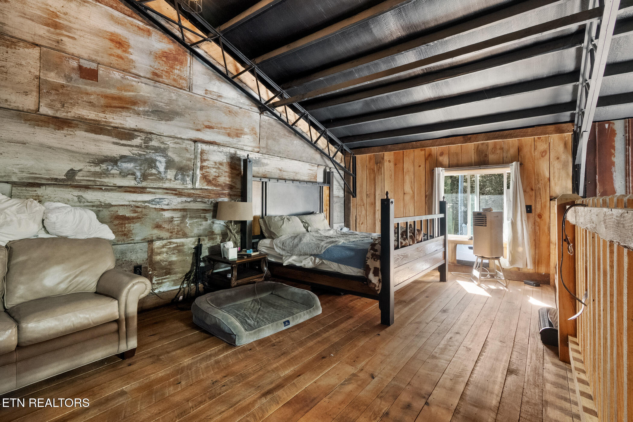 2353 Highway 107 Unicoi TN 37692