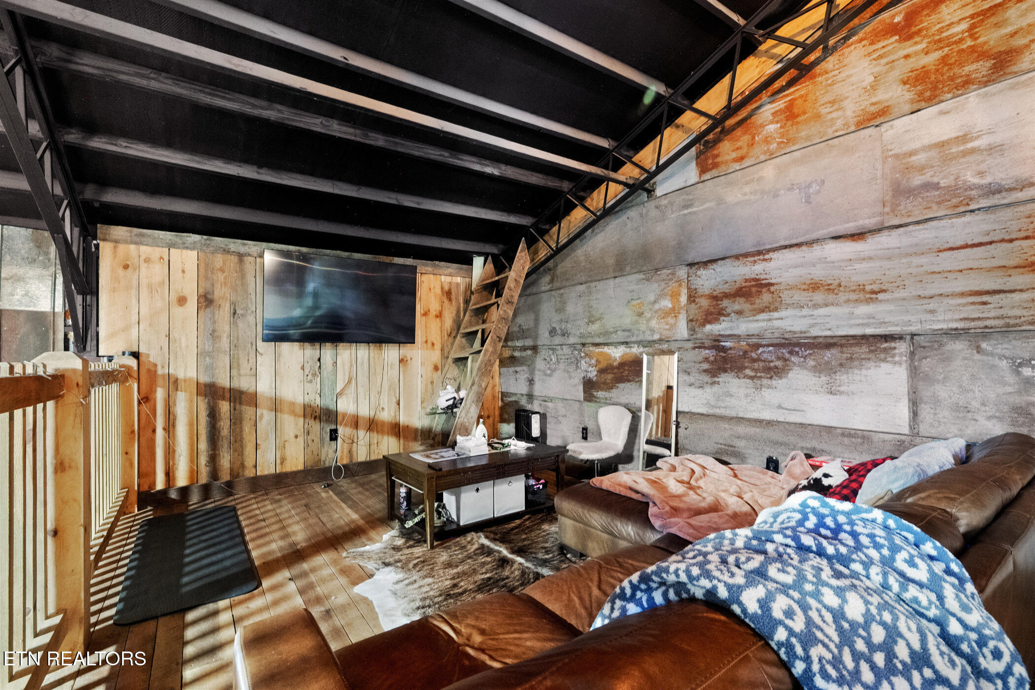 2353 Highway 107 Unicoi TN 37692