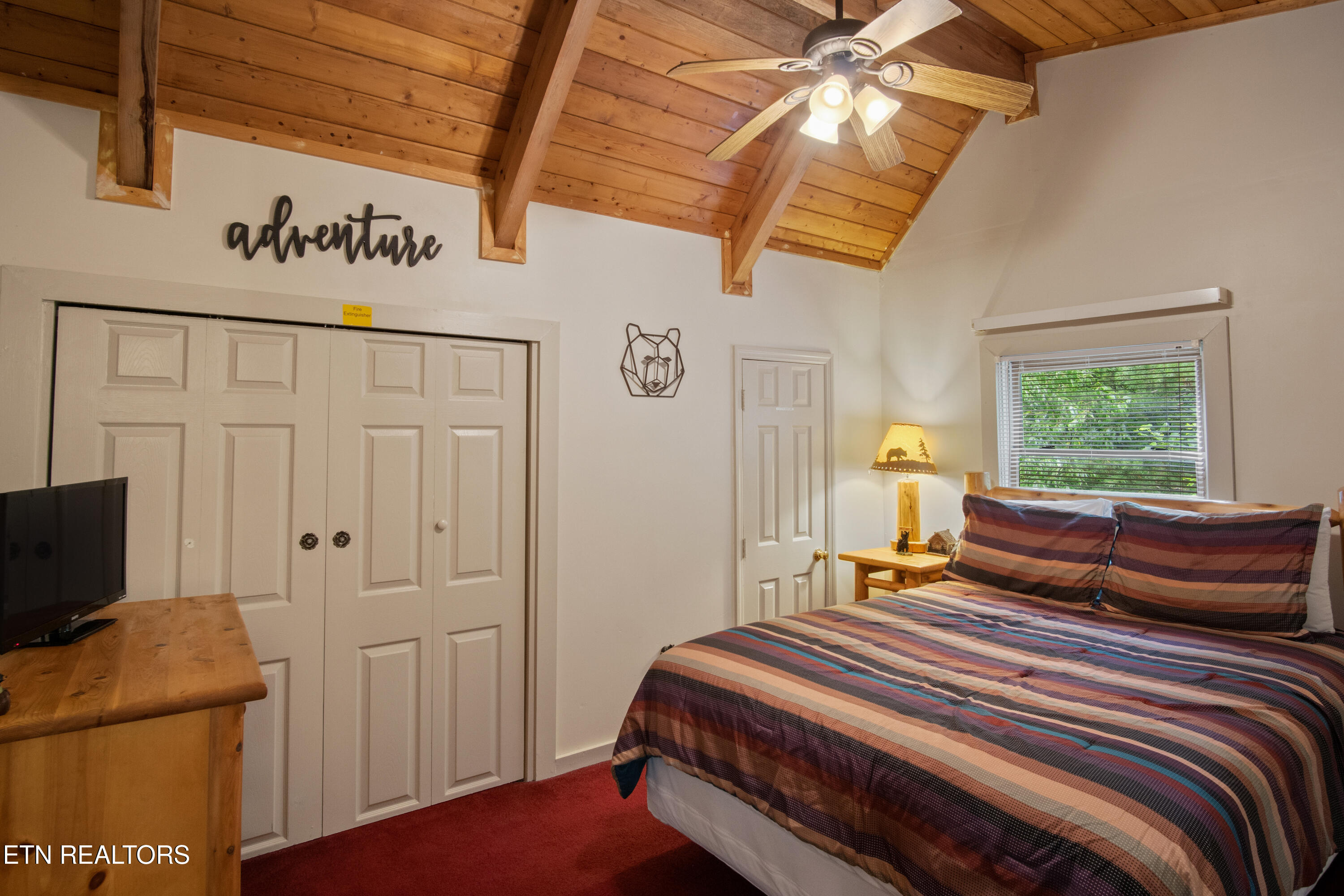 4137 Watson Court Pigeon Forge TN 37863