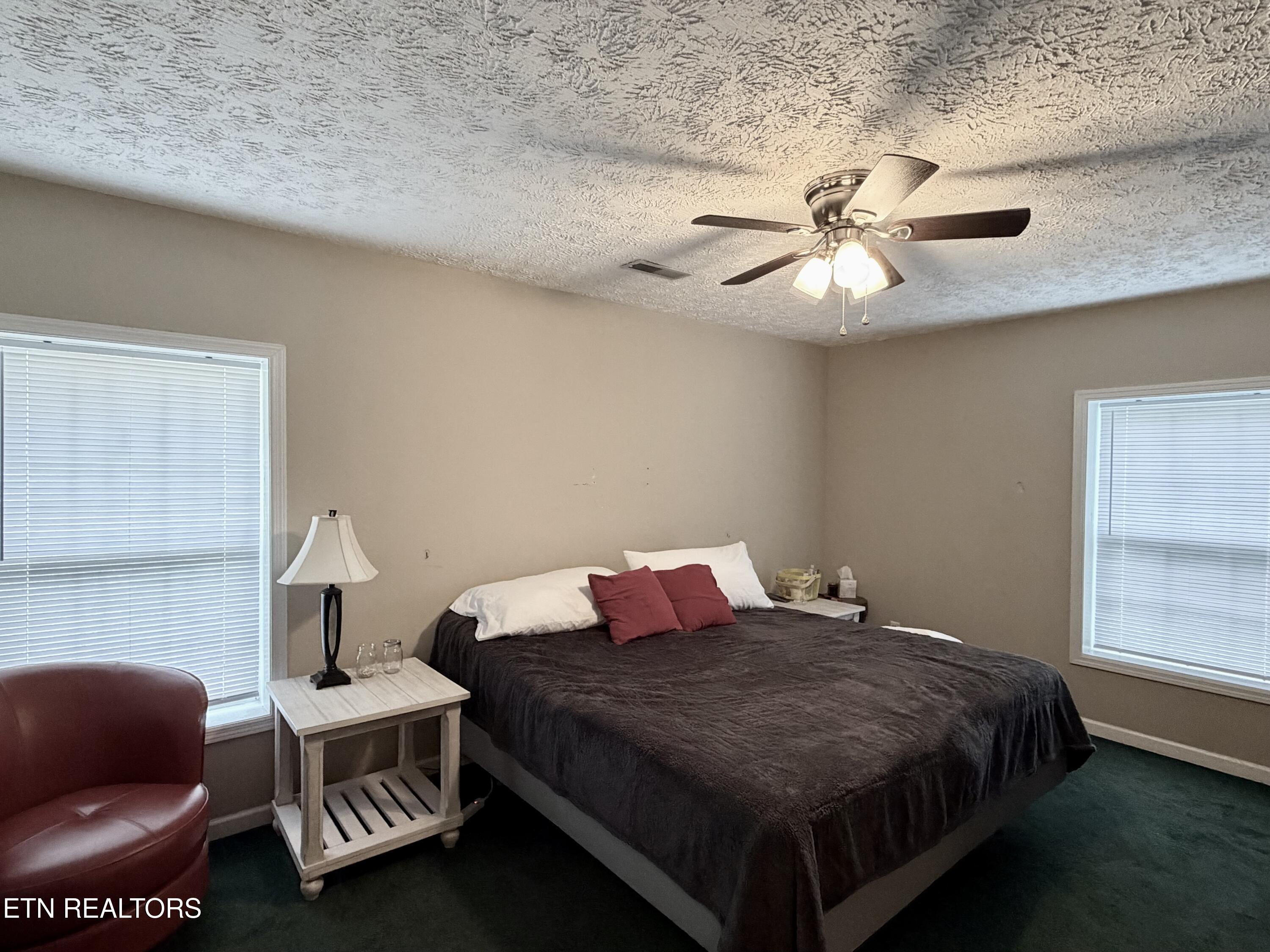1165 Towe String Road Jacksboro TN 37757