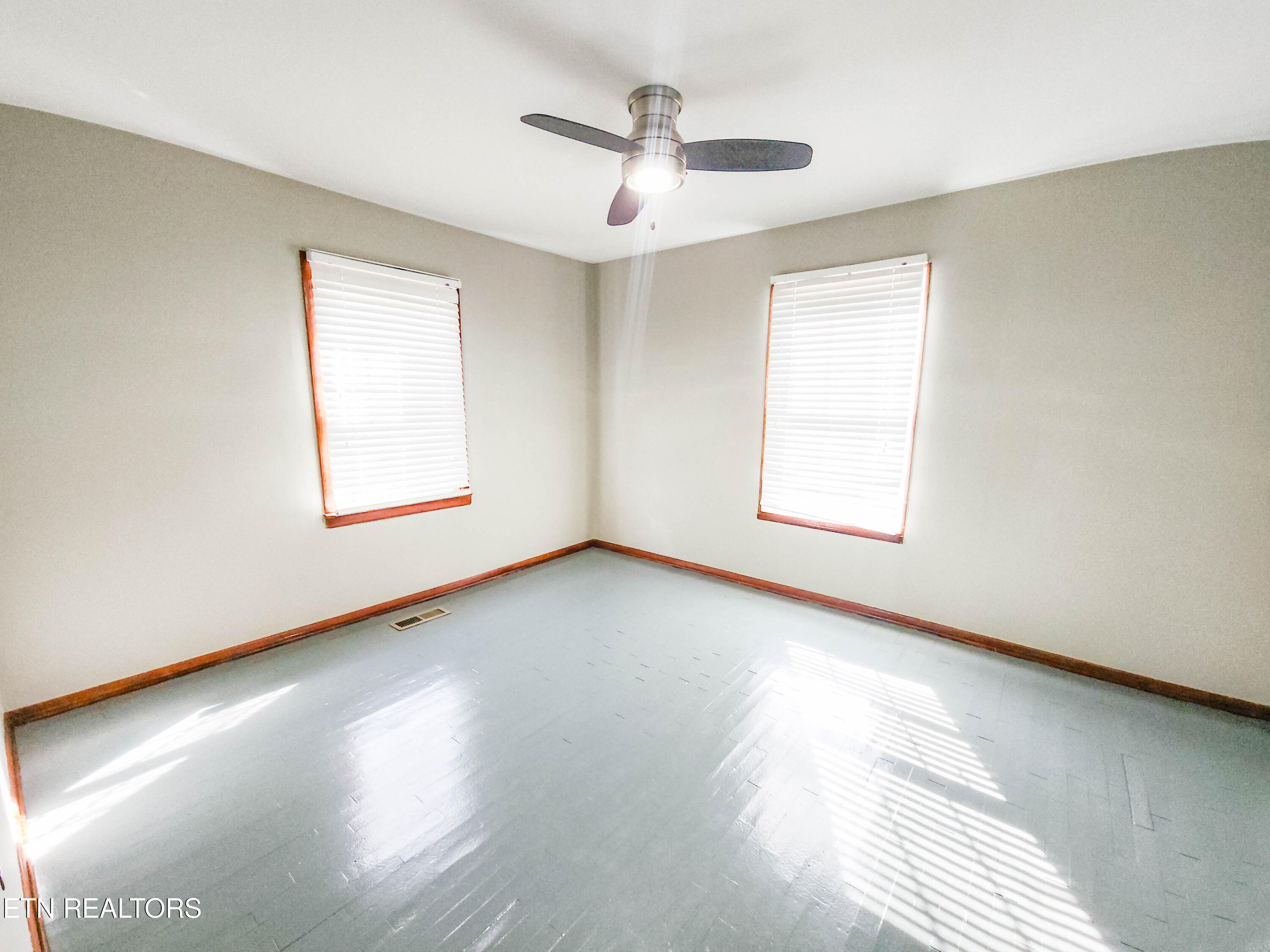 4127/4129 Crippen Road Knoxville TN 37918