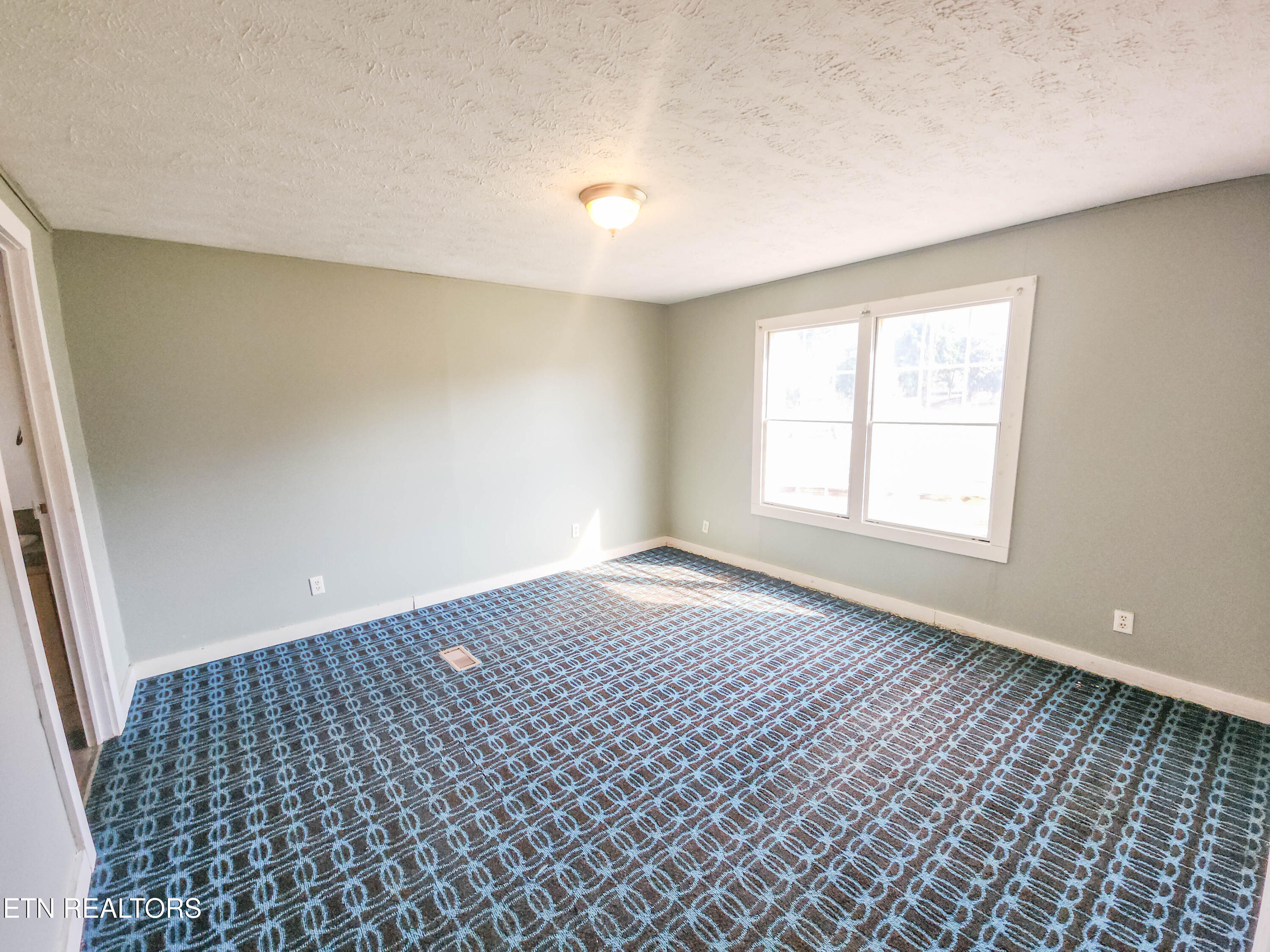 4127/4129 Crippen Road Knoxville TN 37918