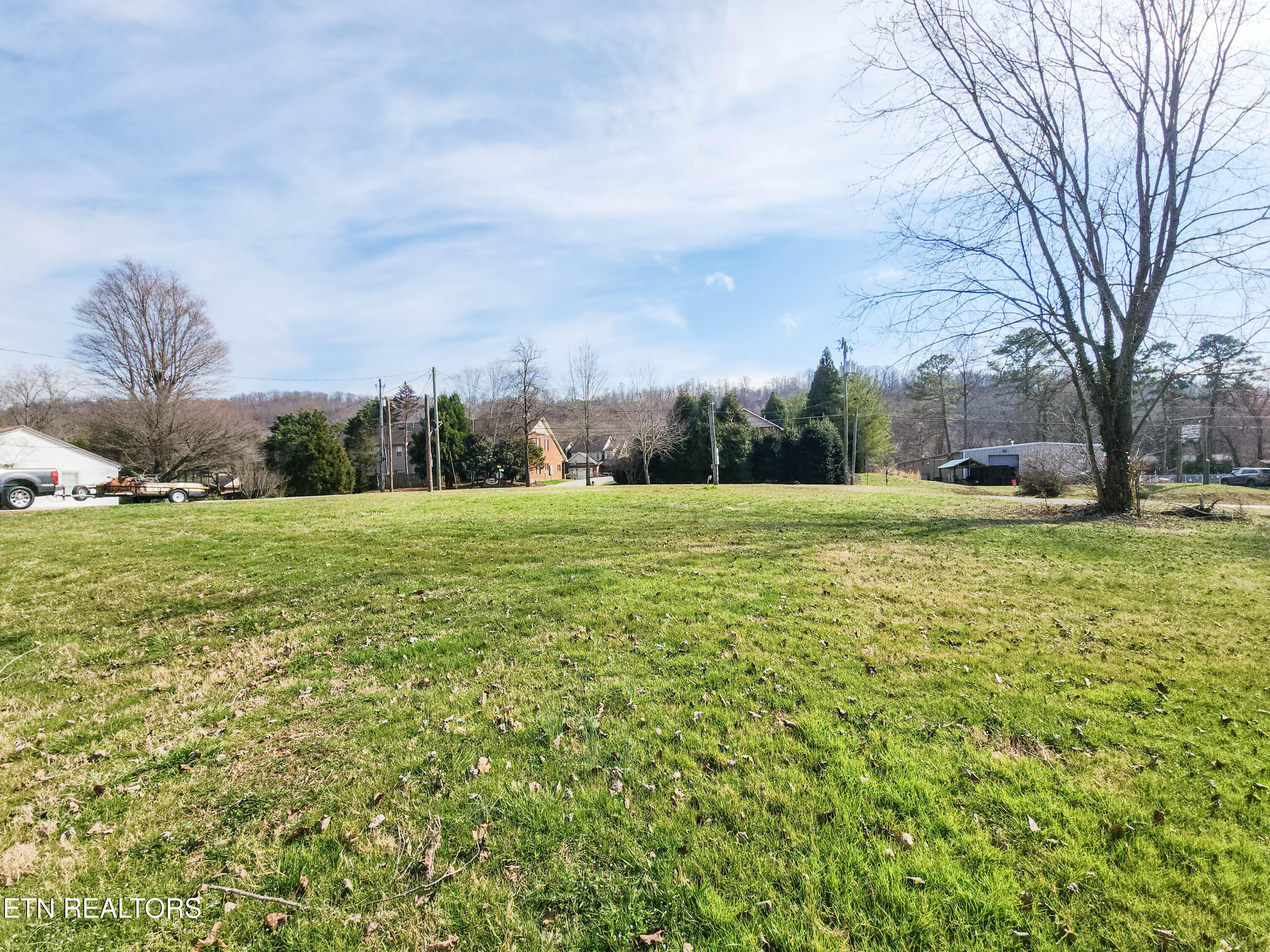 4127/4129 Crippen Road Knoxville TN 37918