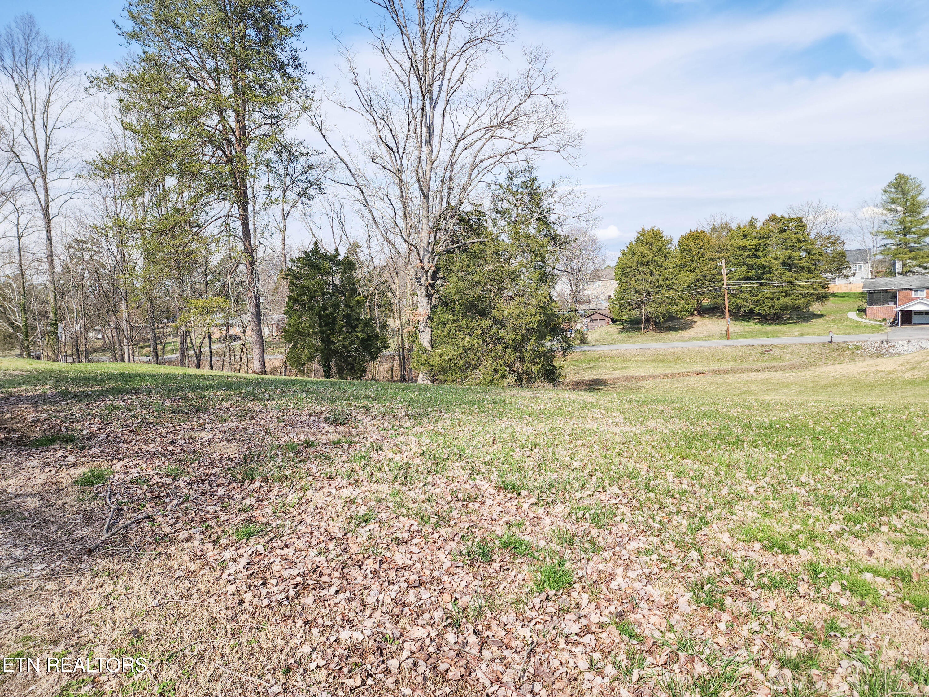 4127/4129 Crippen Road Knoxville TN 37918
