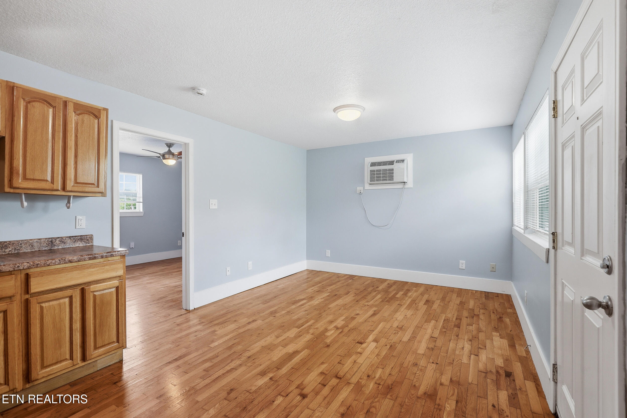 2359 E 5th Avenue Knoxville TN 37917