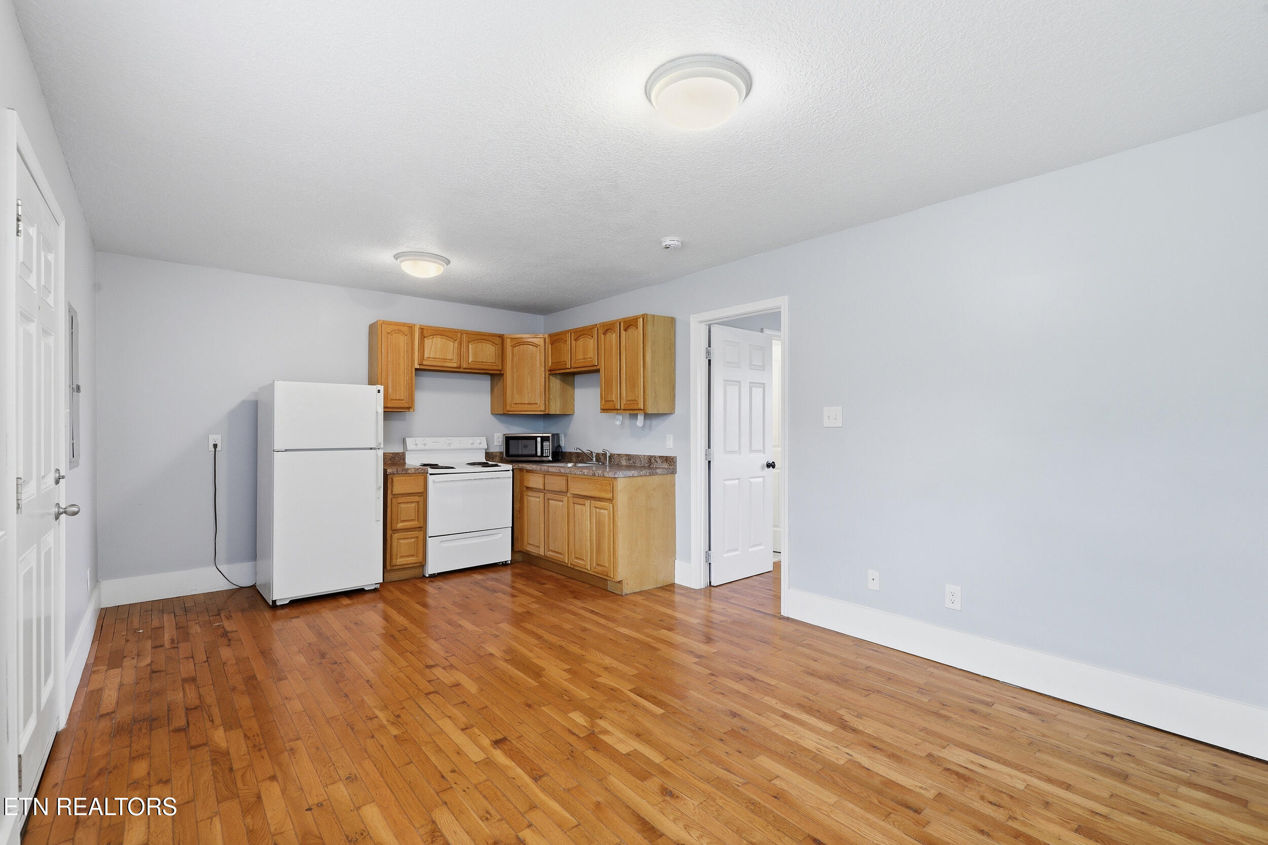 2359 E 5th Avenue Knoxville TN 37917