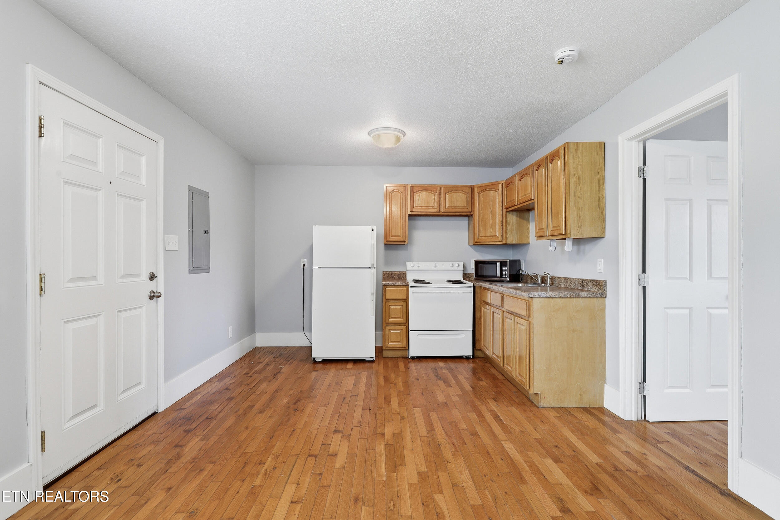 2359 E 5th Avenue Knoxville TN 37917