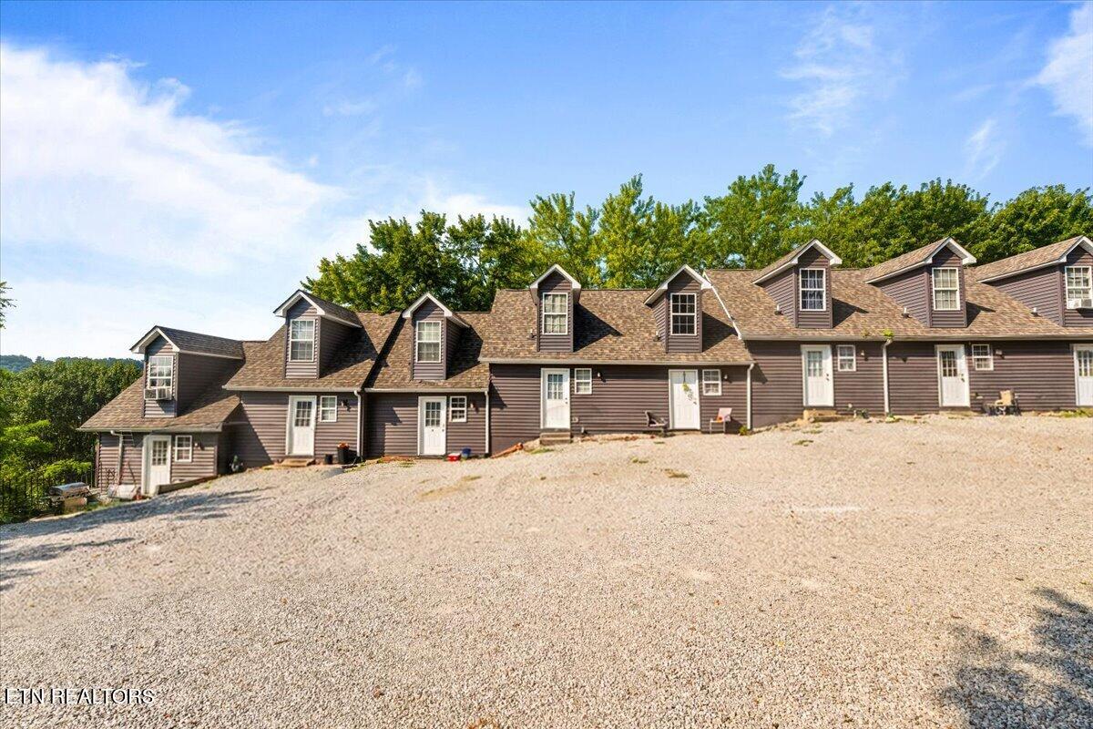 402 E Forrest Street Lafollette TN 37766