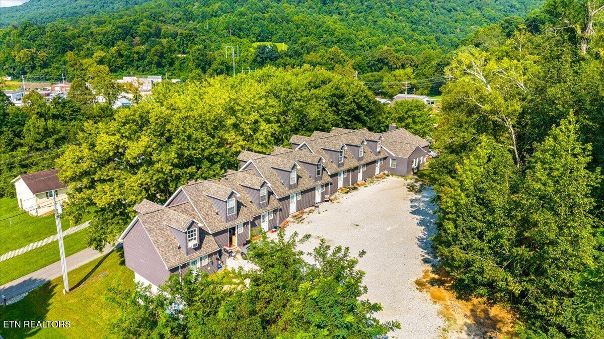 402 E Forrest Street Lafollette TN 37766