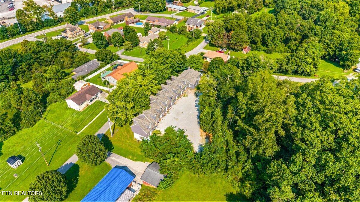 402 E Forrest Street Lafollette TN 37766