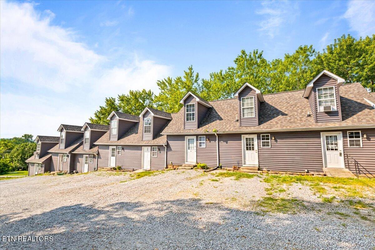 402 E Forrest Street Lafollette TN 37766
