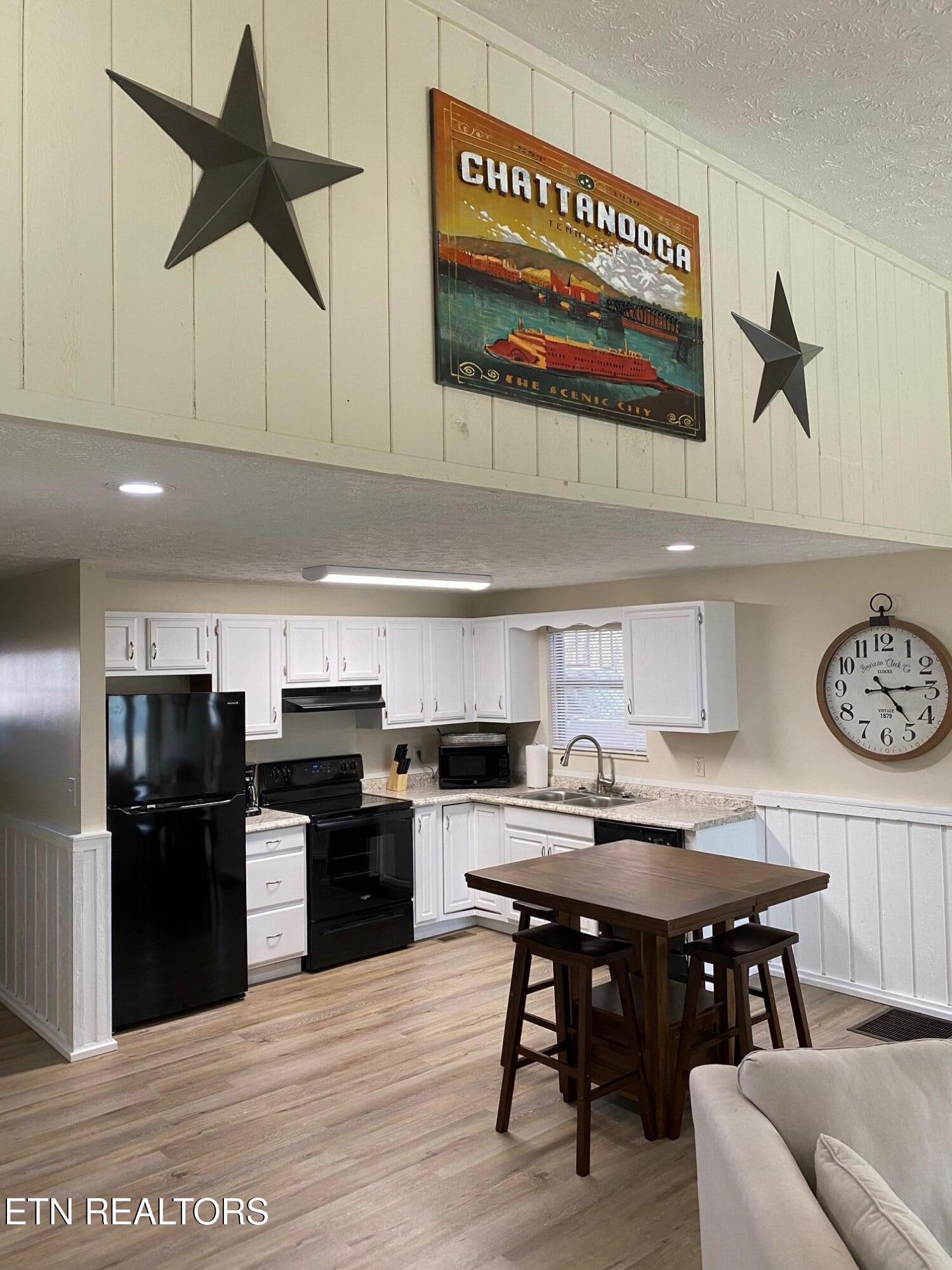4128 Dolly's Drive Sevierville TN 37876
