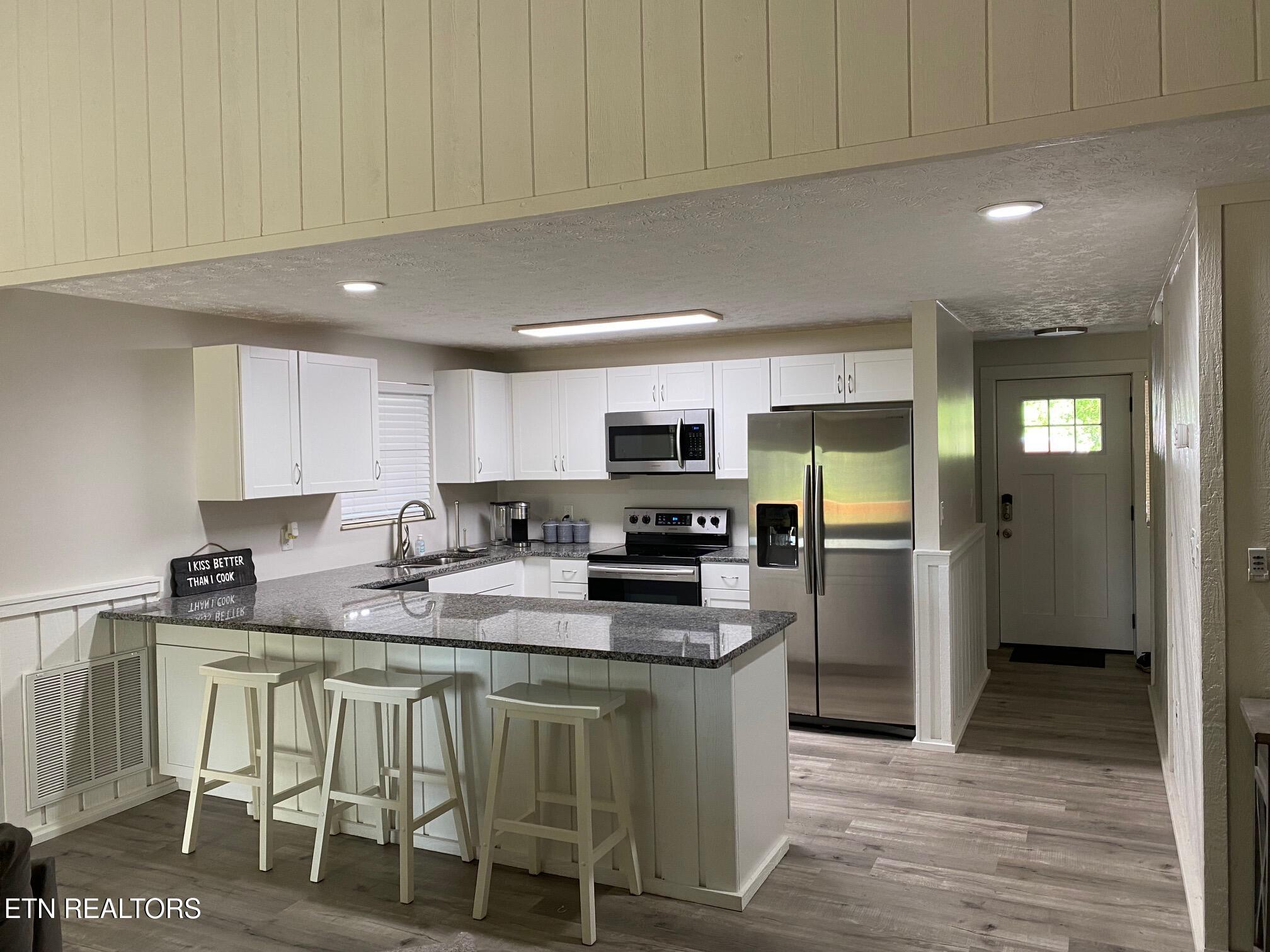 4128 Dolly's Drive Sevierville TN 37876