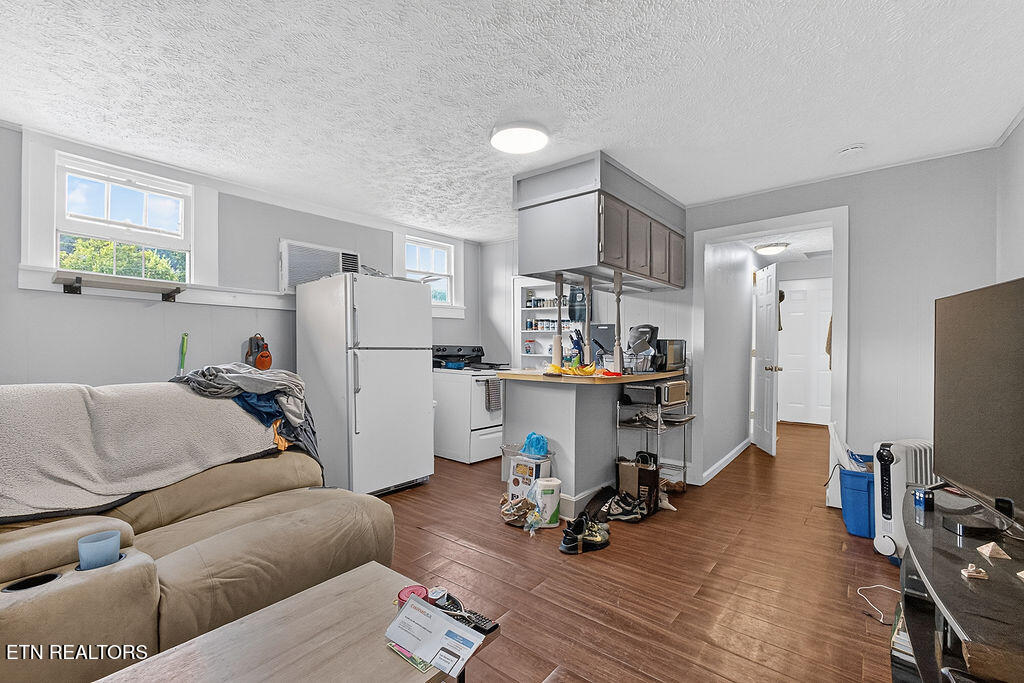 457 Cedar Avenue Knoxville TN 37917