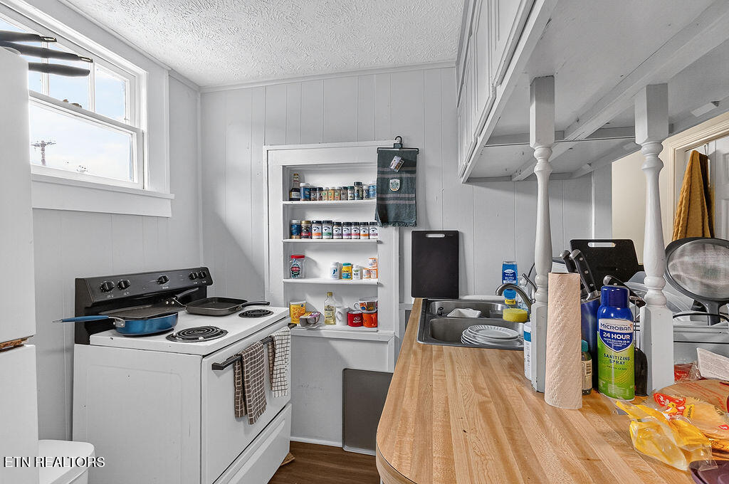 457 Cedar Avenue Knoxville TN 37917