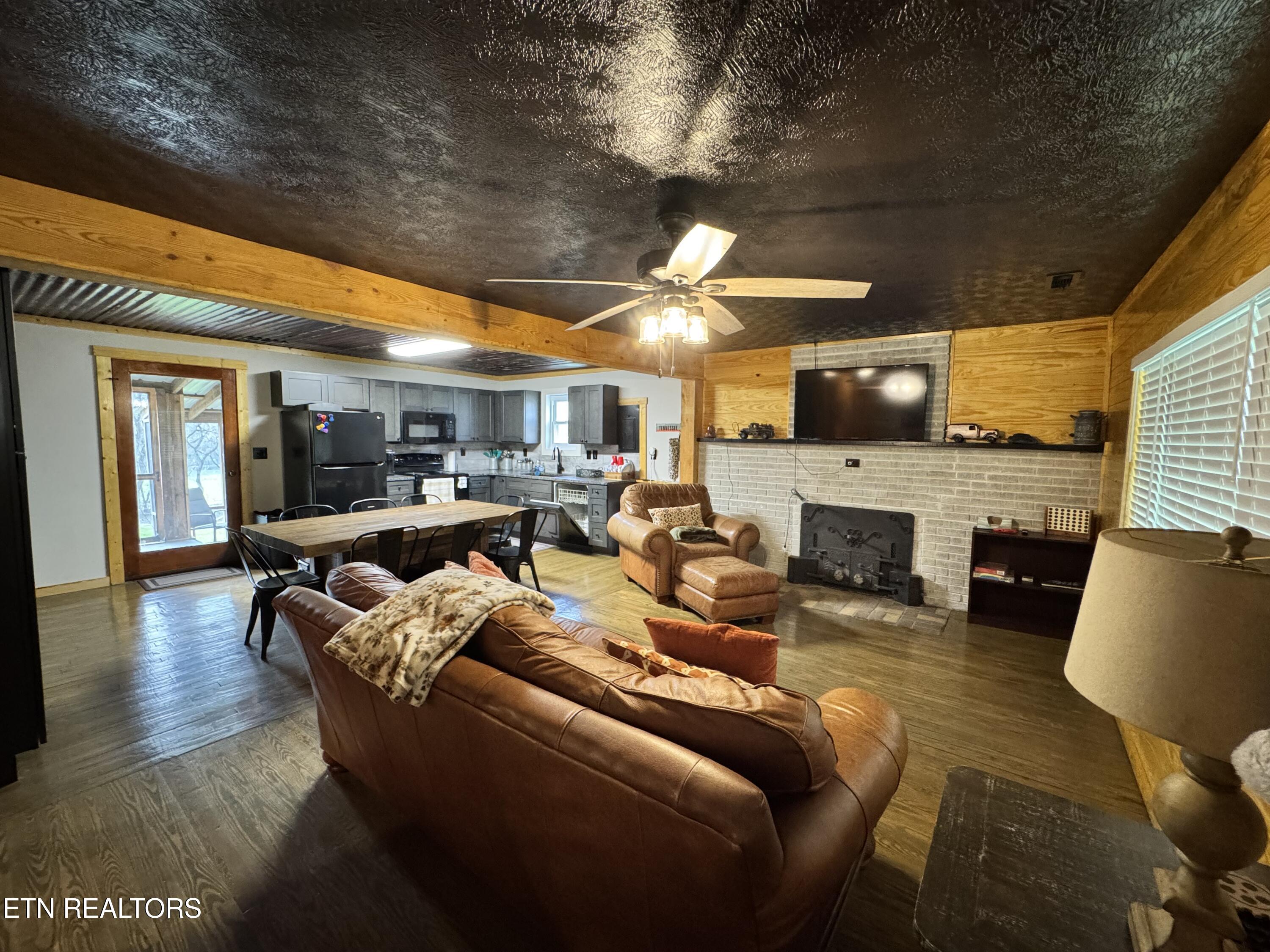 1176&1186 Shea Road Huntsville TN 37756